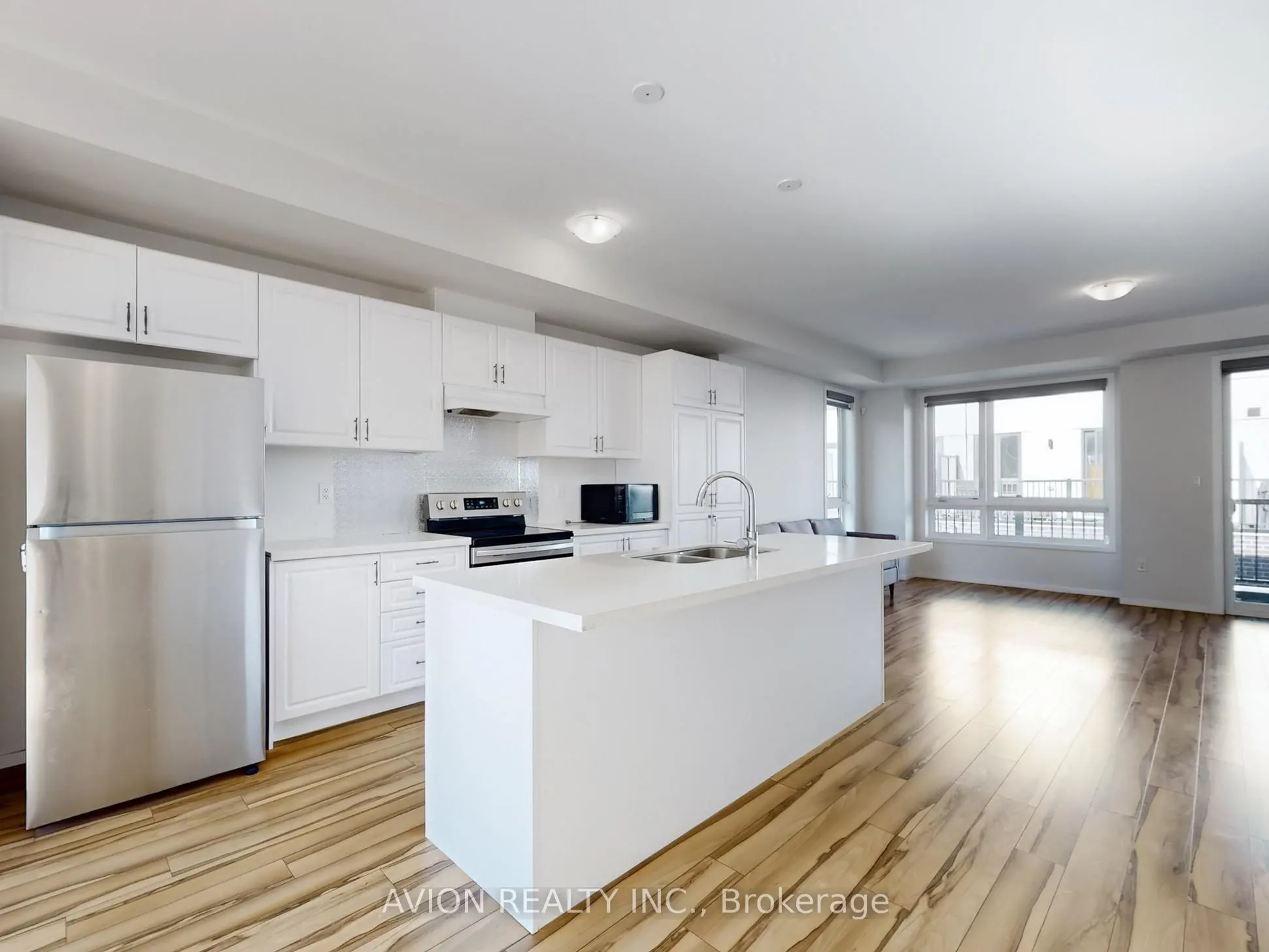 35 Thomas Armstrong Lane, #31