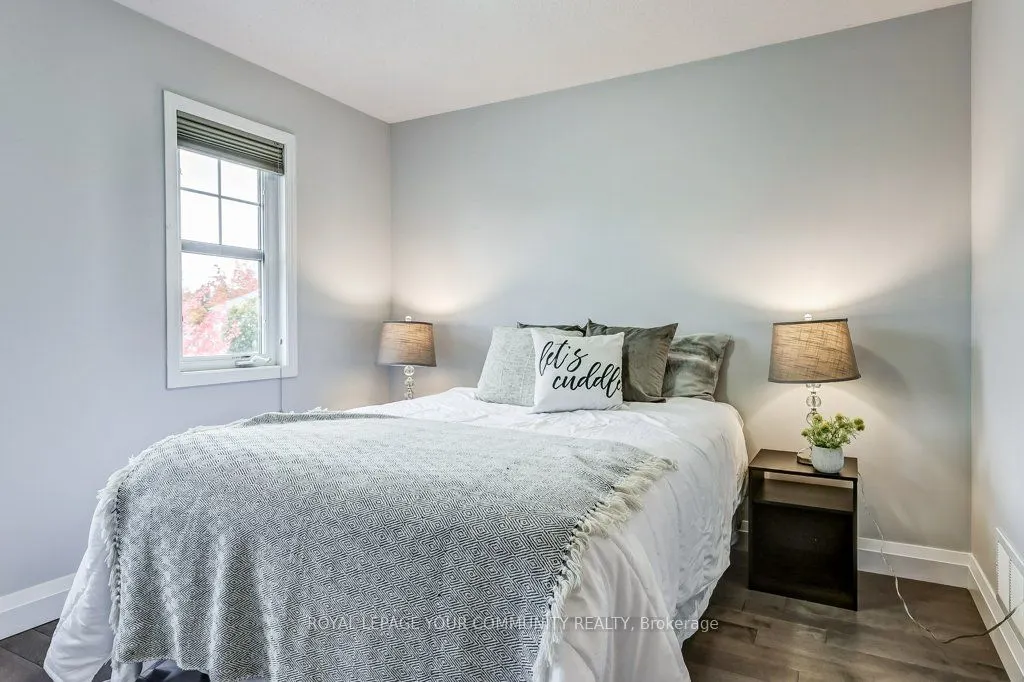 18 Weldon Woods Court