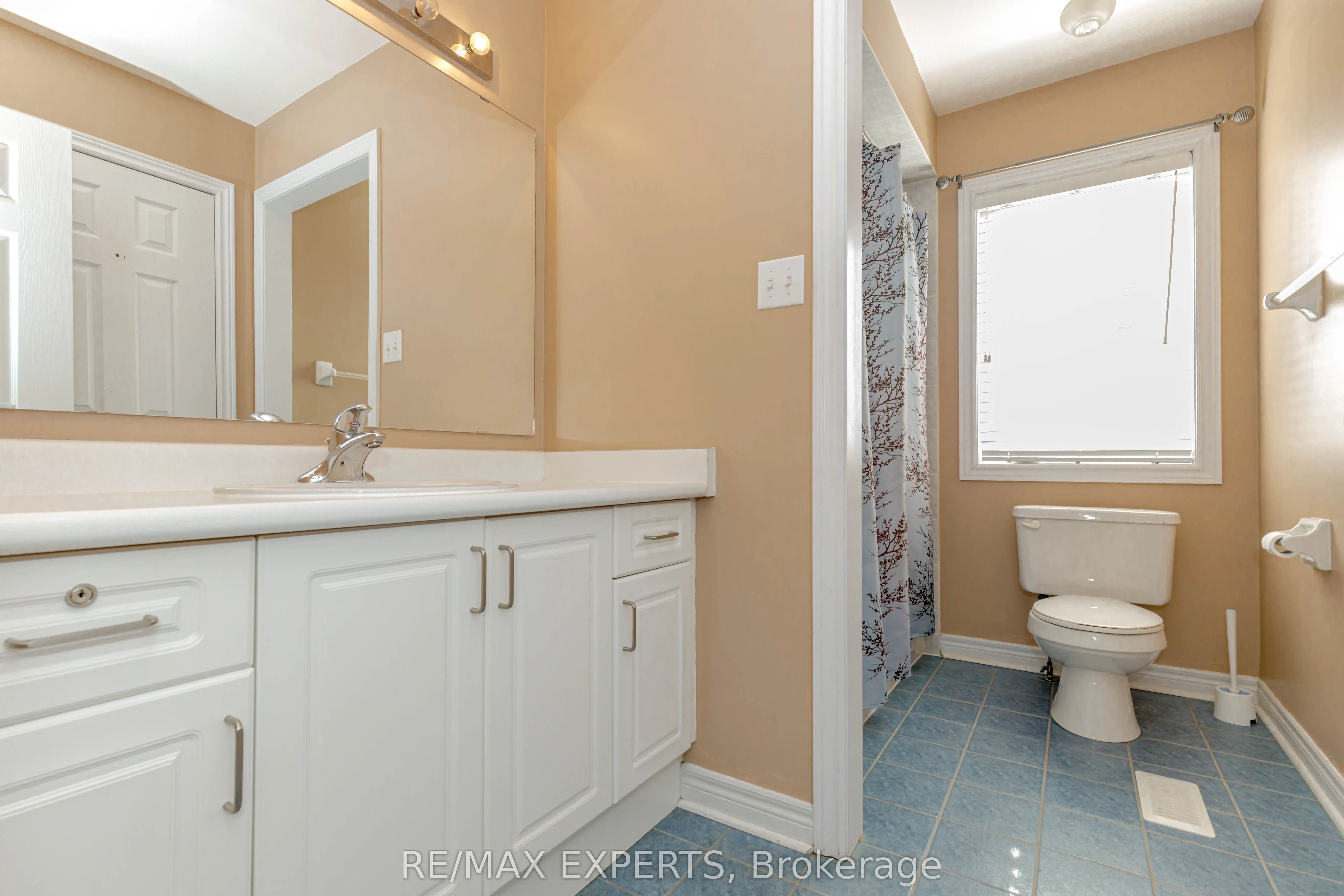 150 Saint Nicholas Crescent