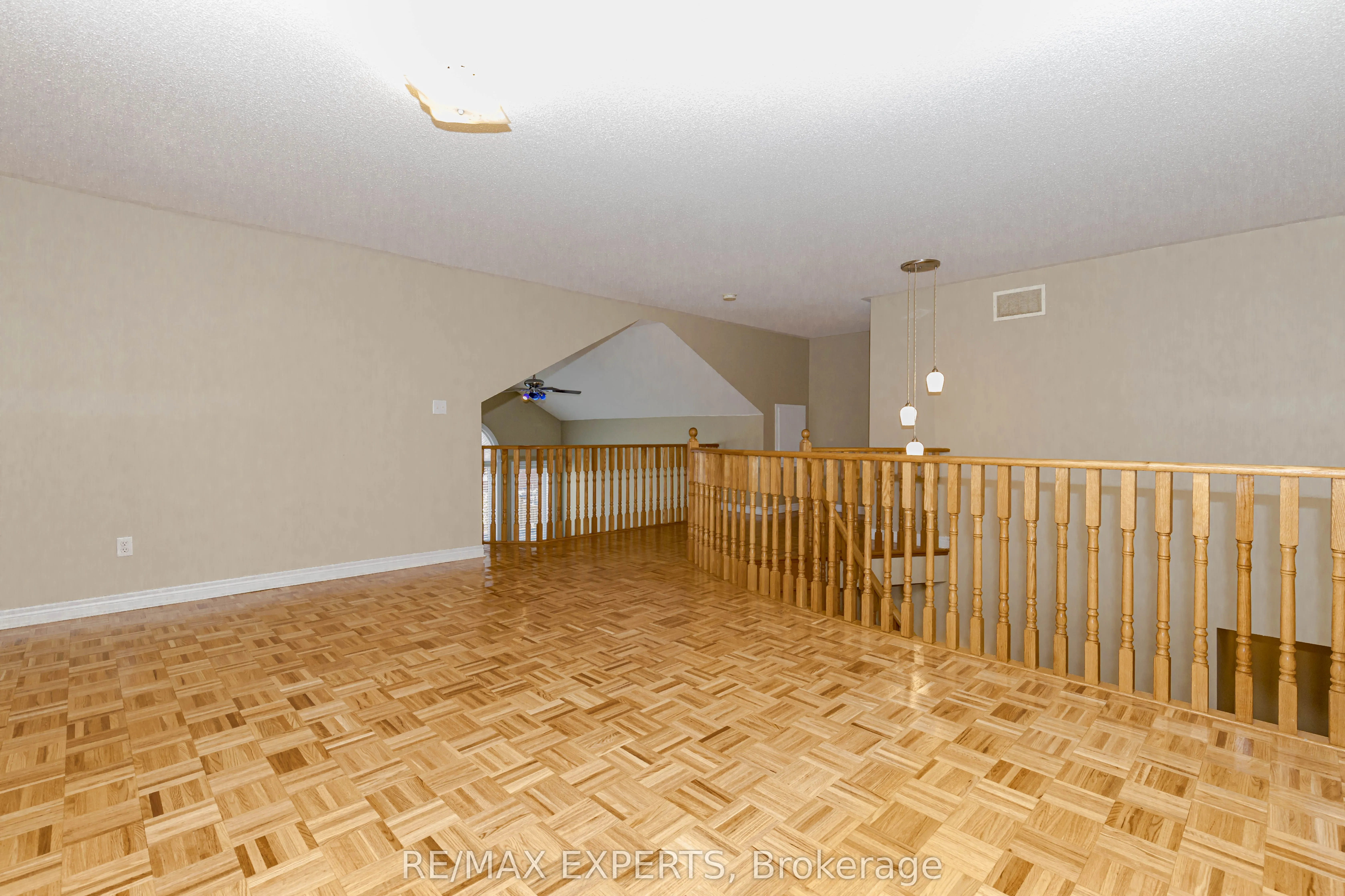 150 Saint Nicholas Crescent