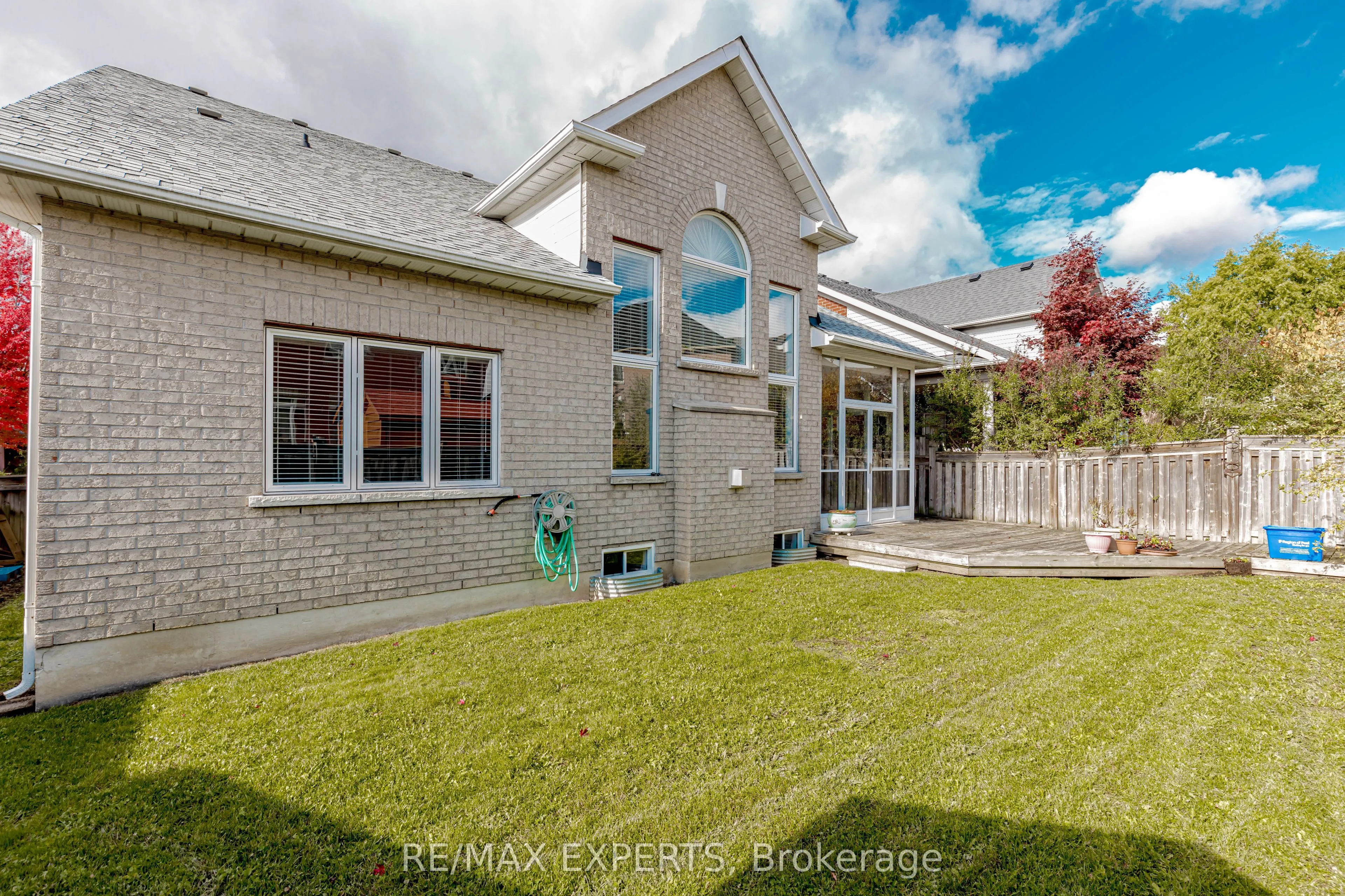 150 Saint Nicholas Crescent