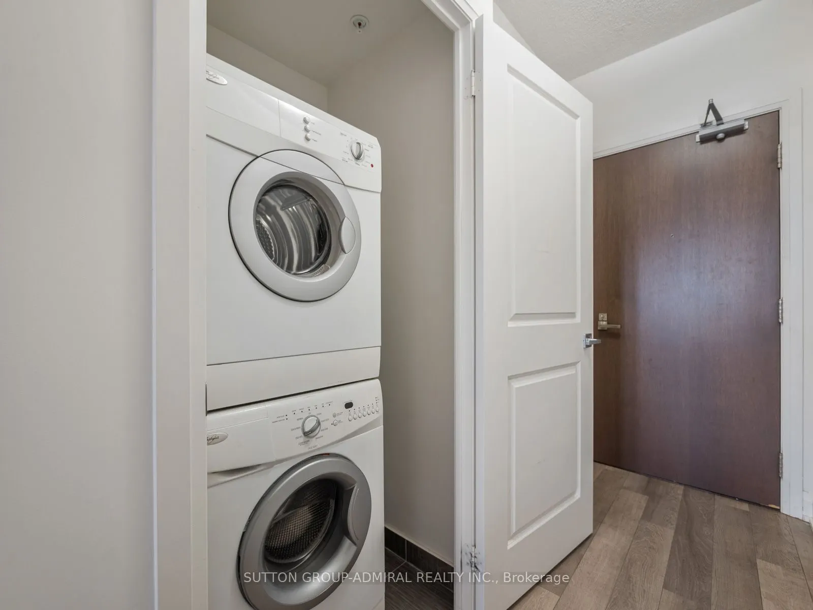 85 North Park Road, #1515