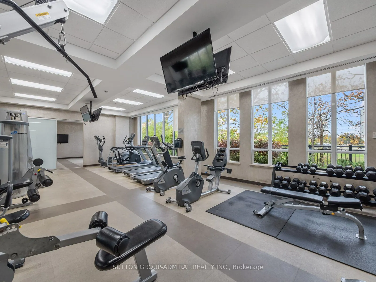 85 North Park Road, #1515