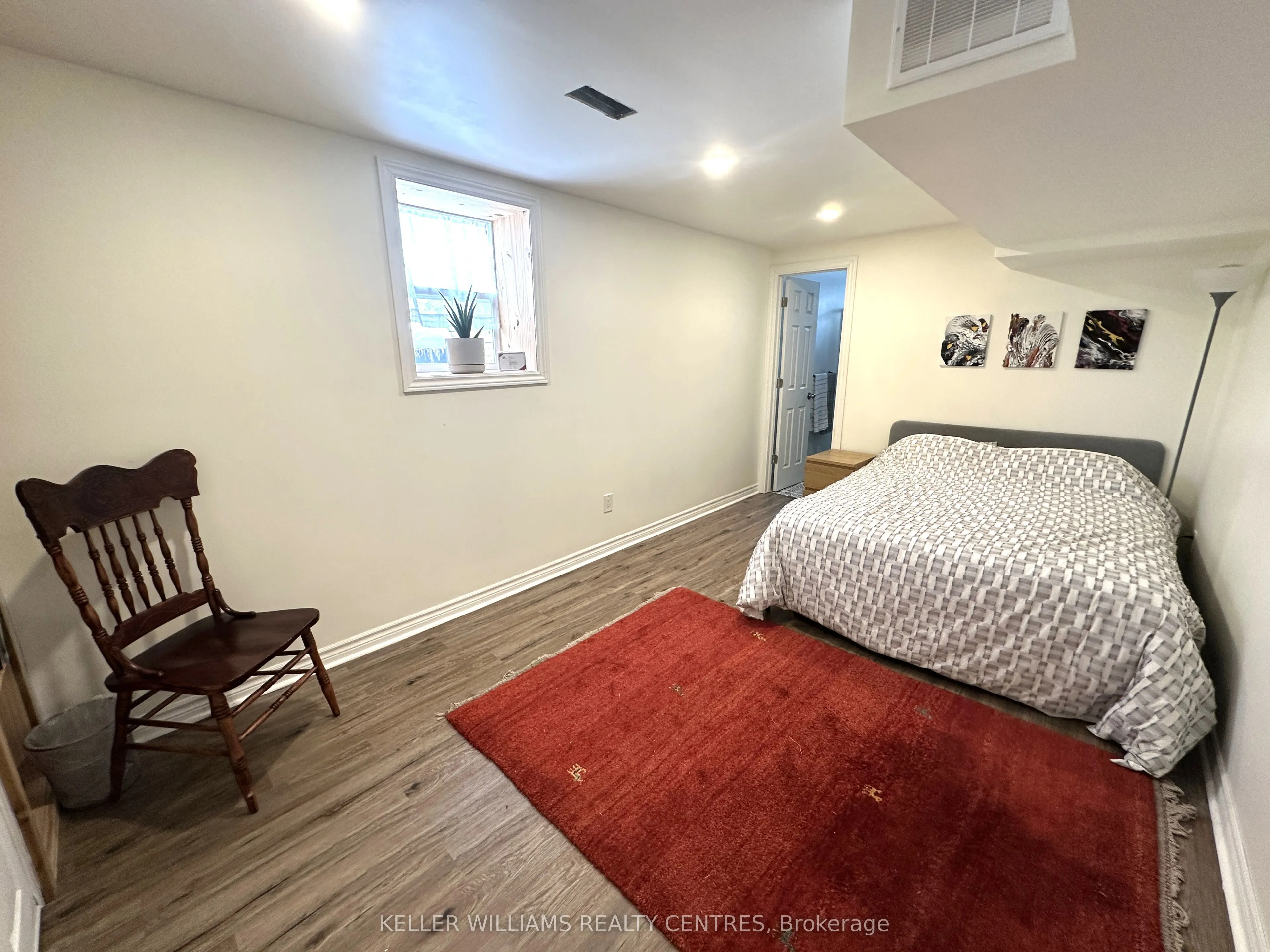 32 Amberview Drive, #Basement