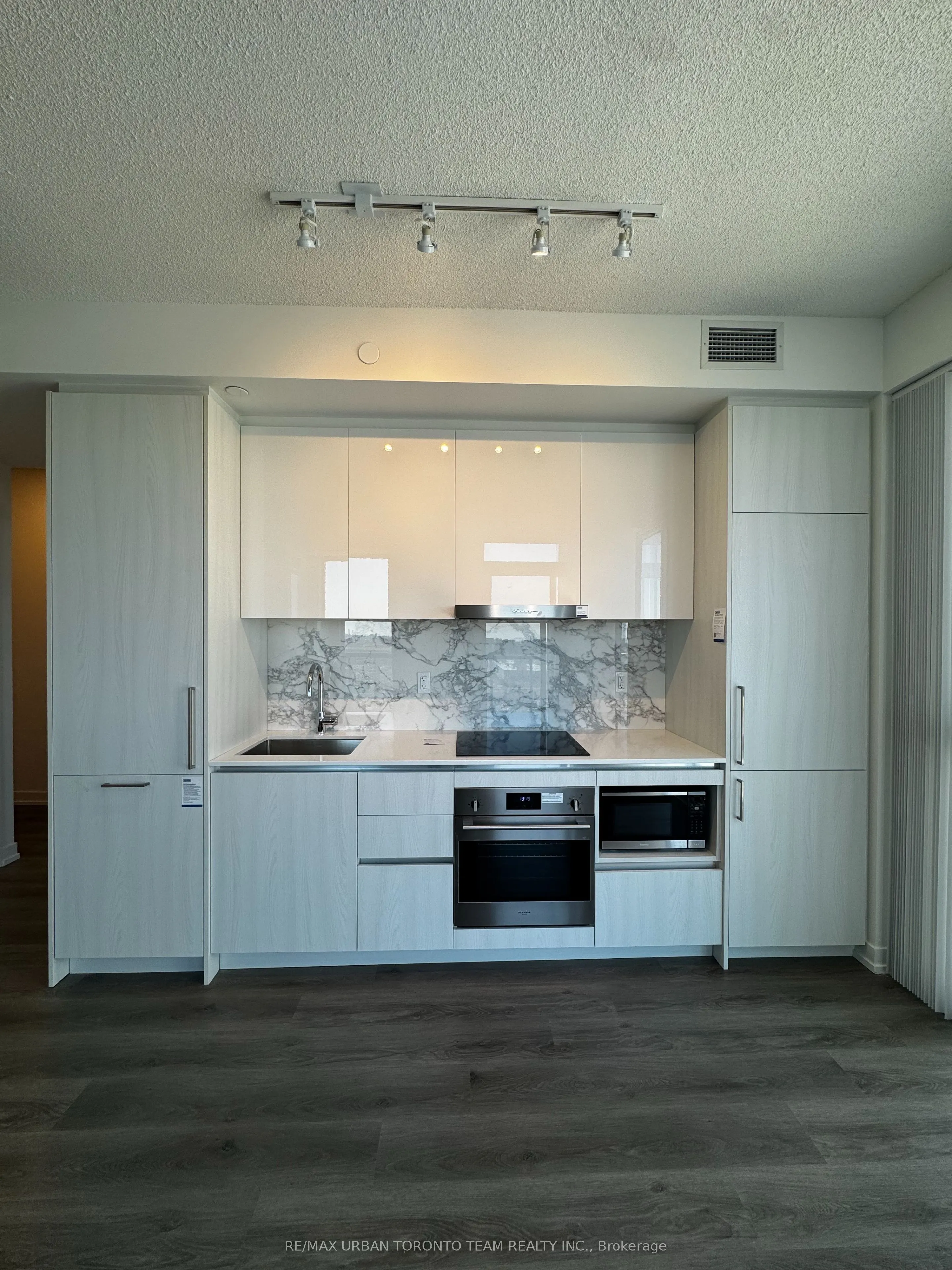 225 Commerce Street, #1202