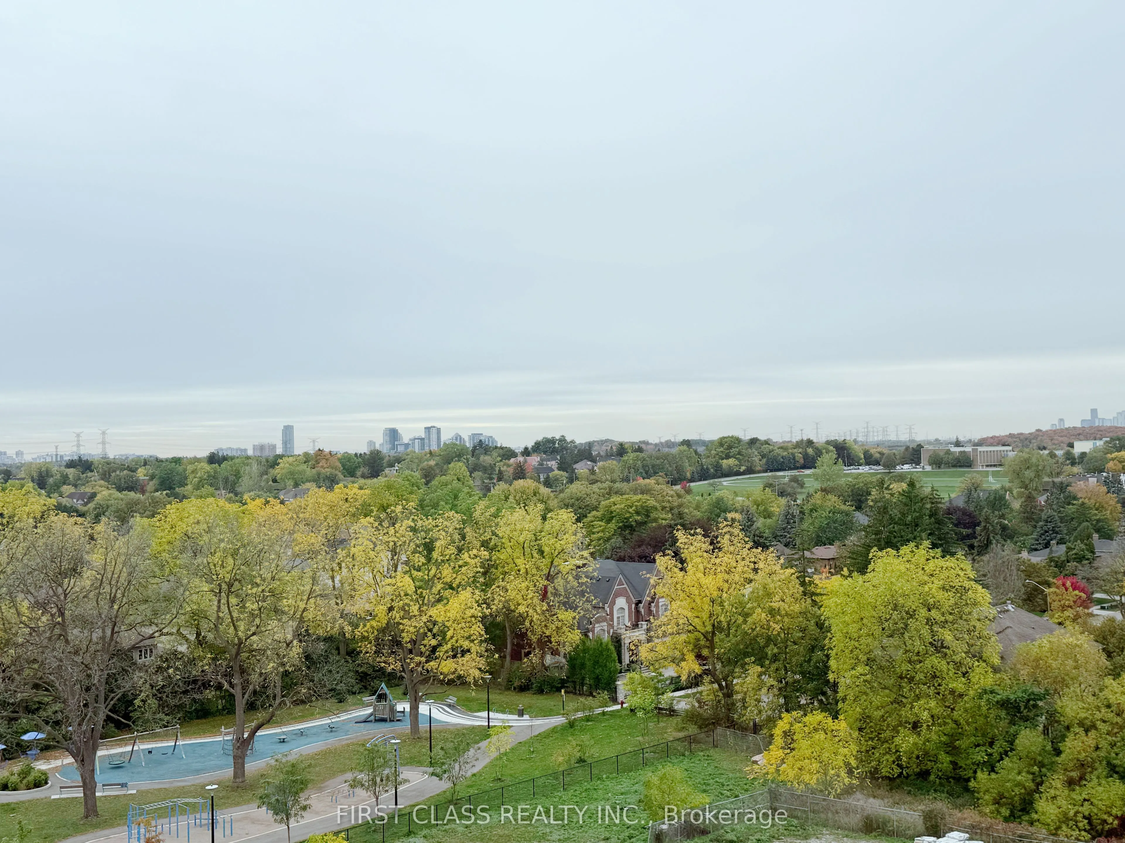 8888 Yonge Street, #709