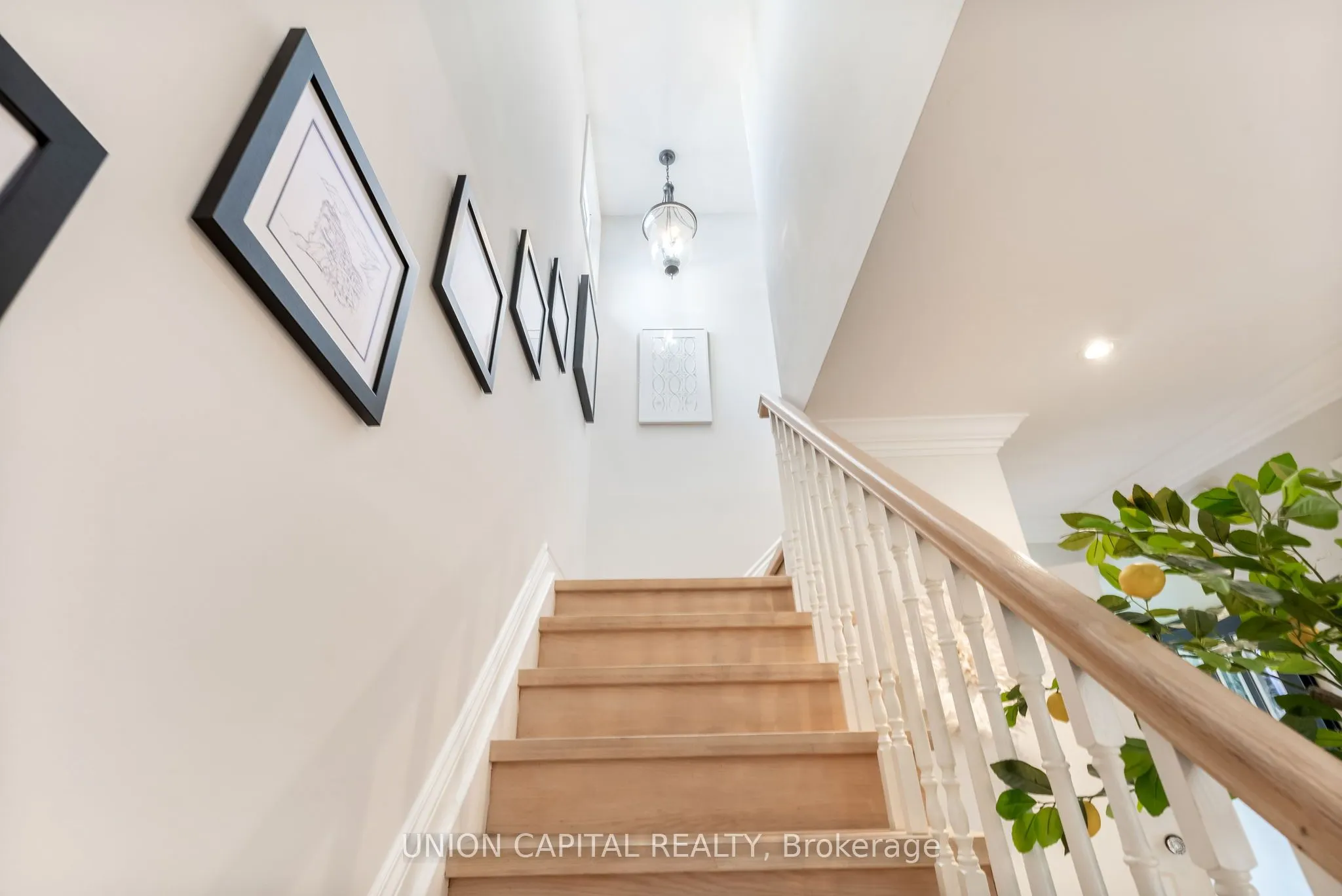 123 Imperial Crescent