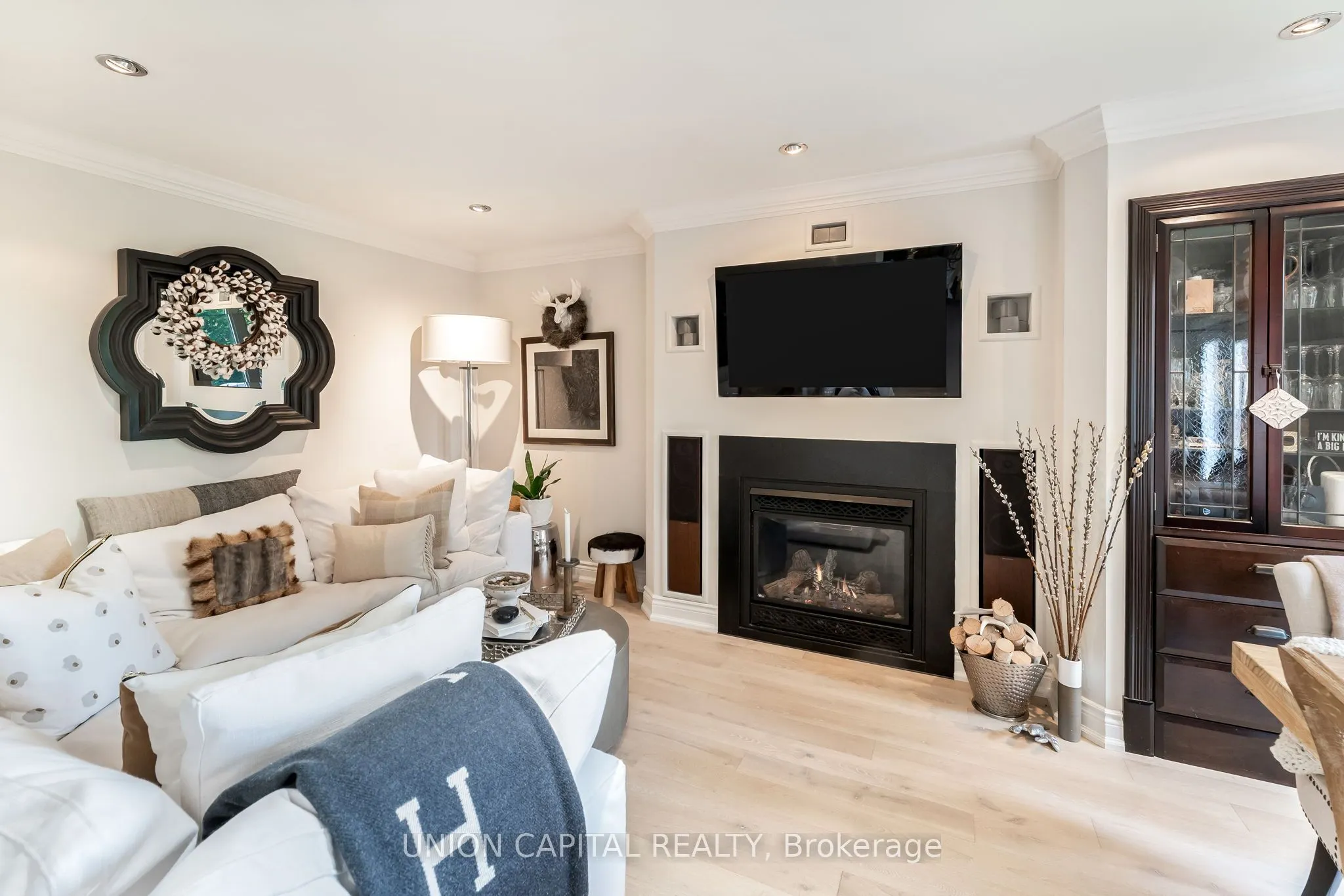 123 Imperial Crescent