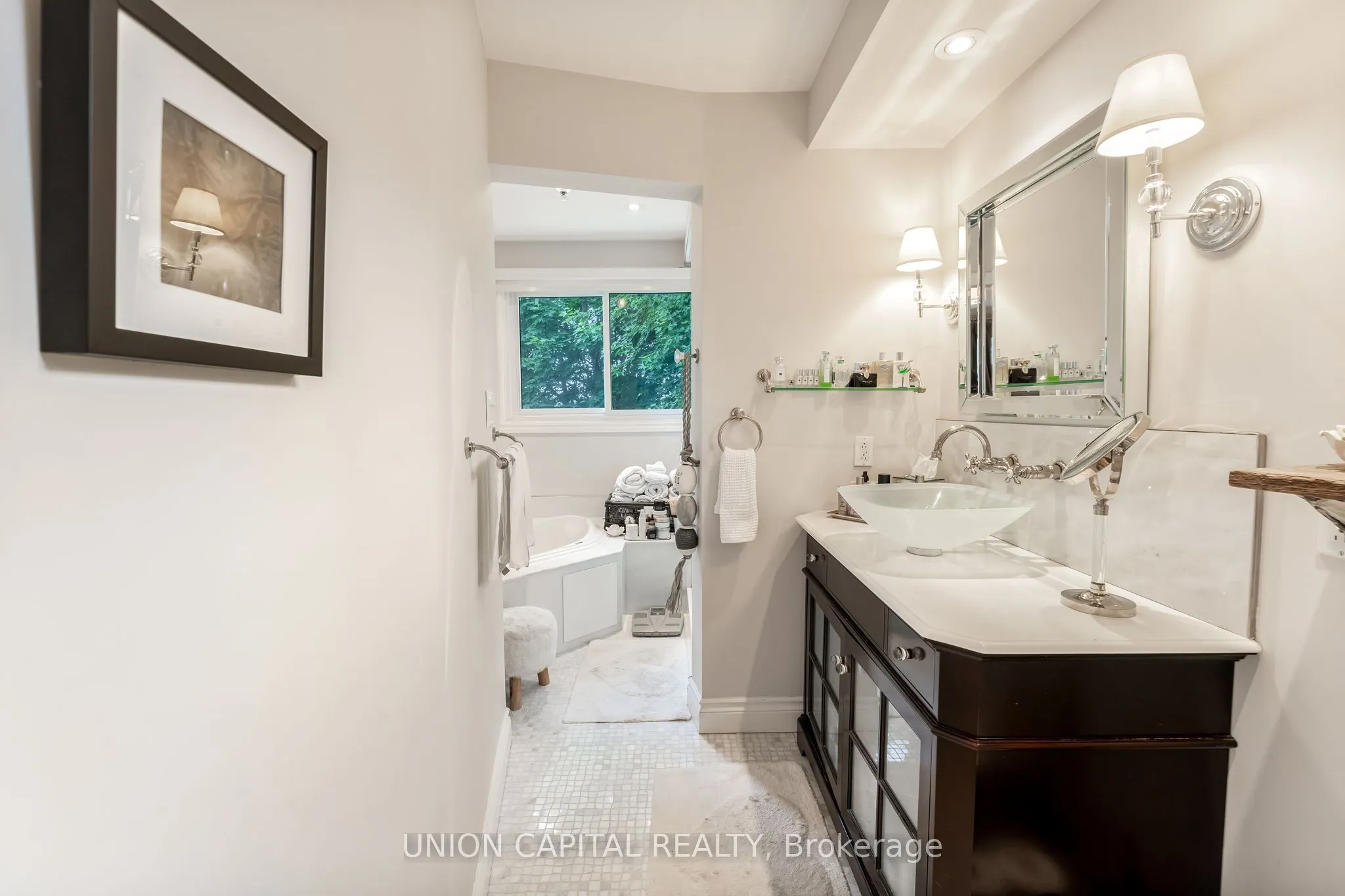 123 Imperial Crescent