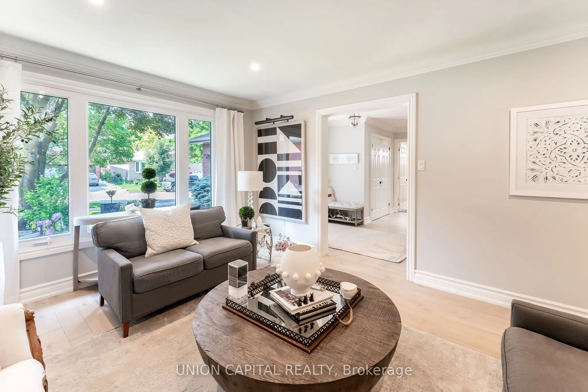 123 Imperial Crescent