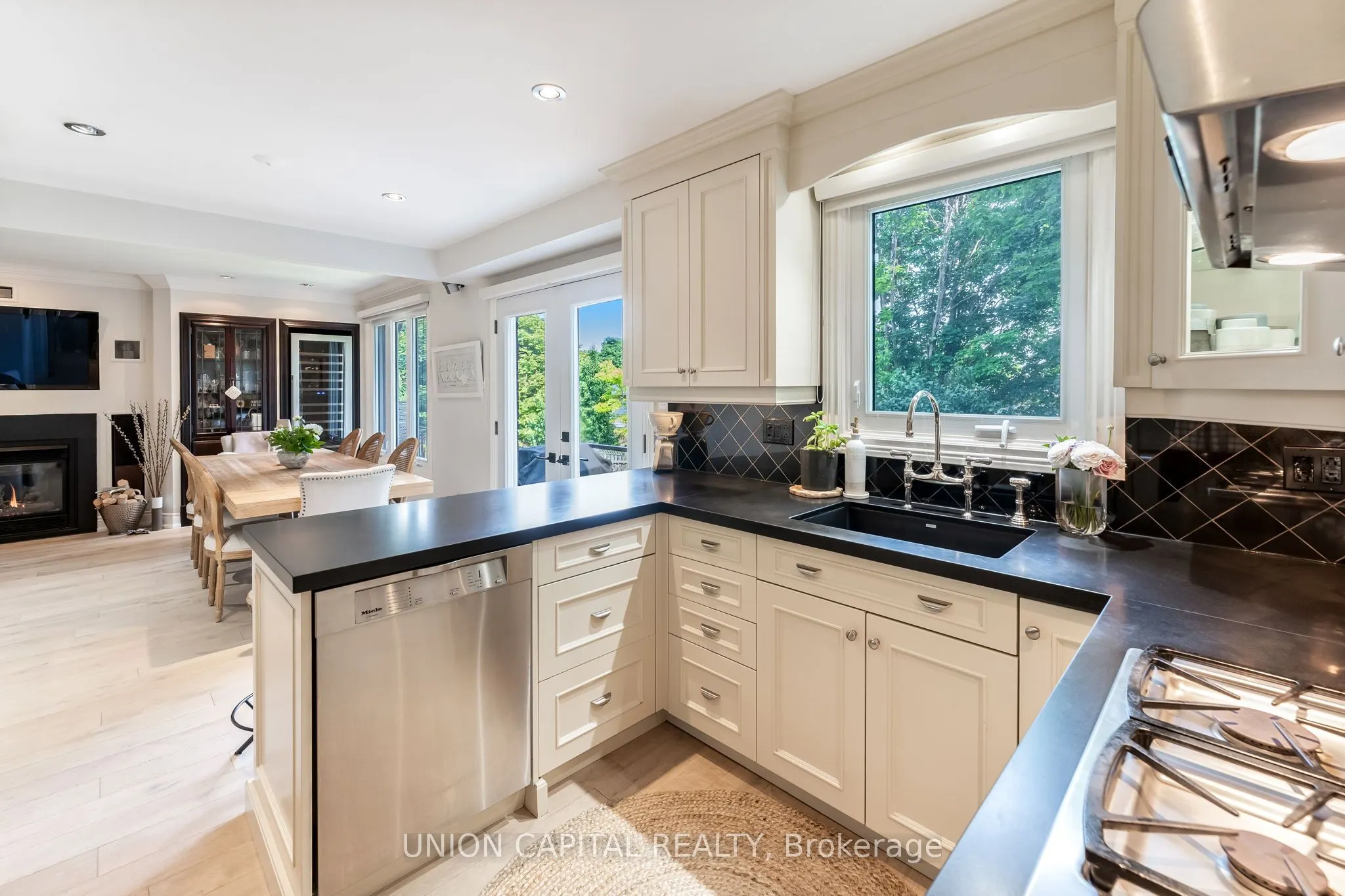 123 Imperial Crescent