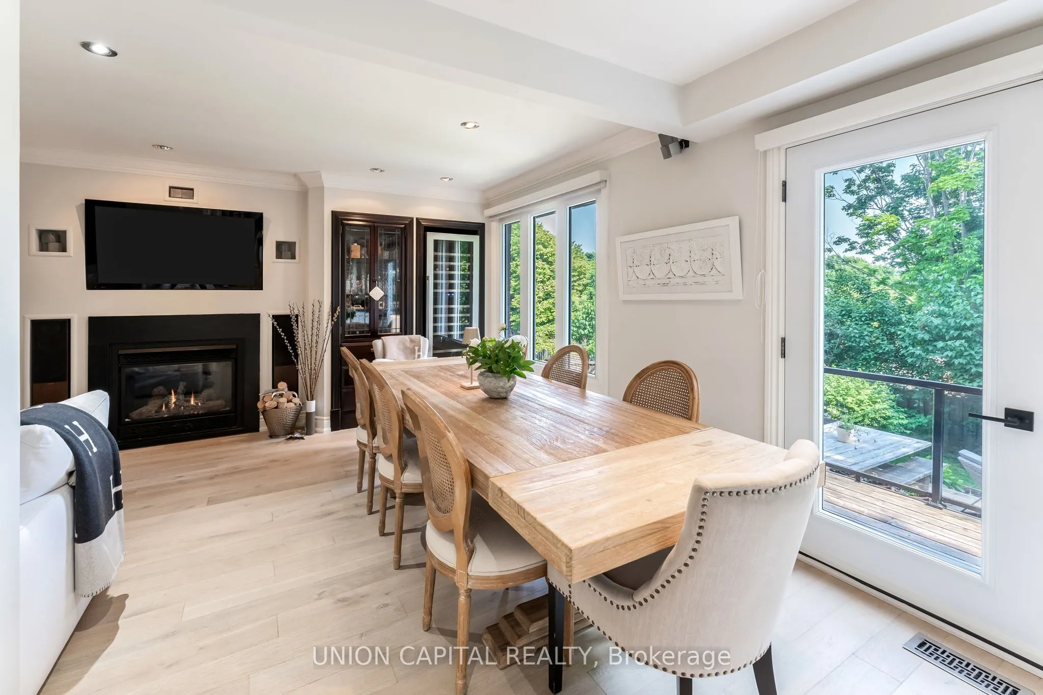 123 Imperial Crescent