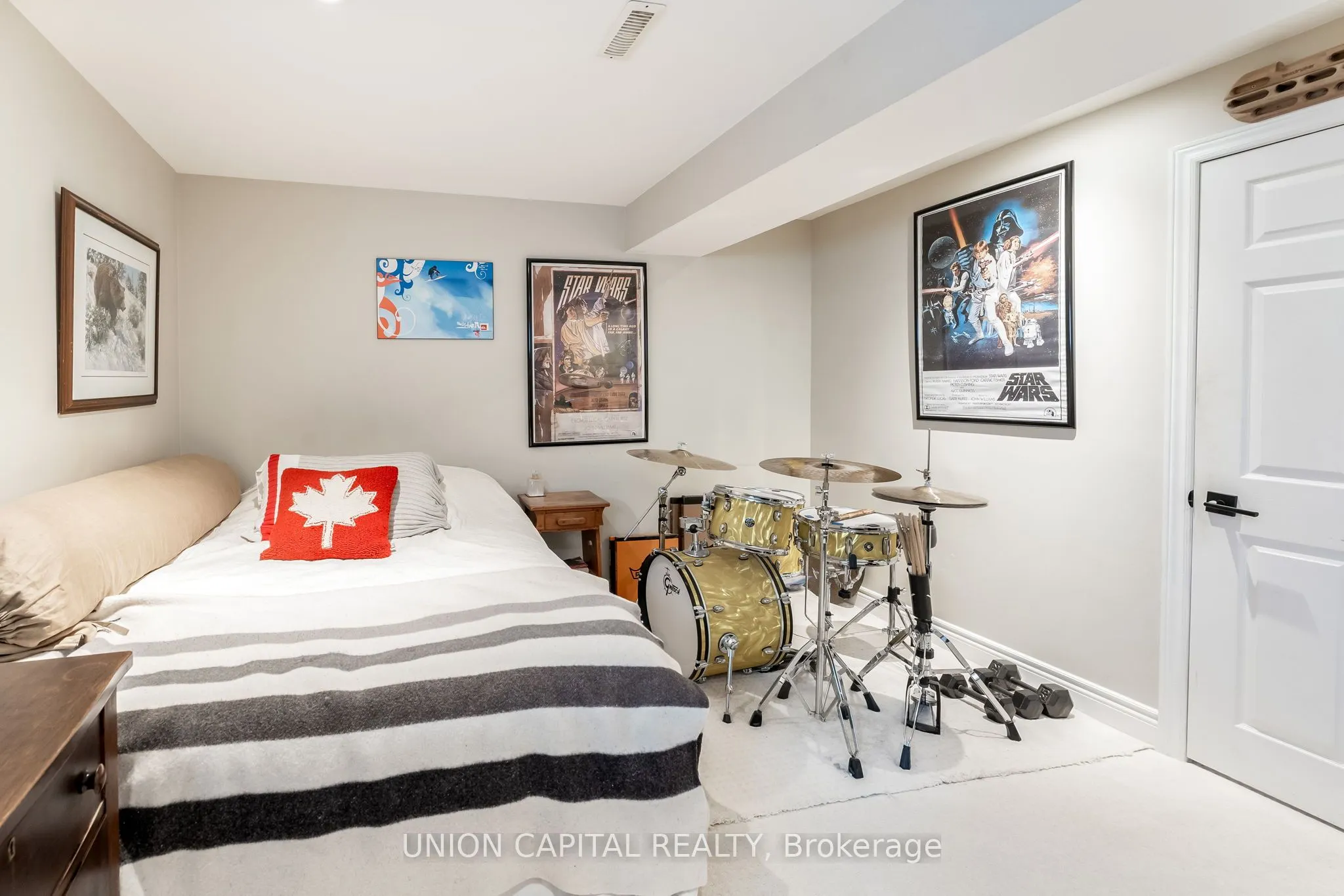 123 Imperial Crescent