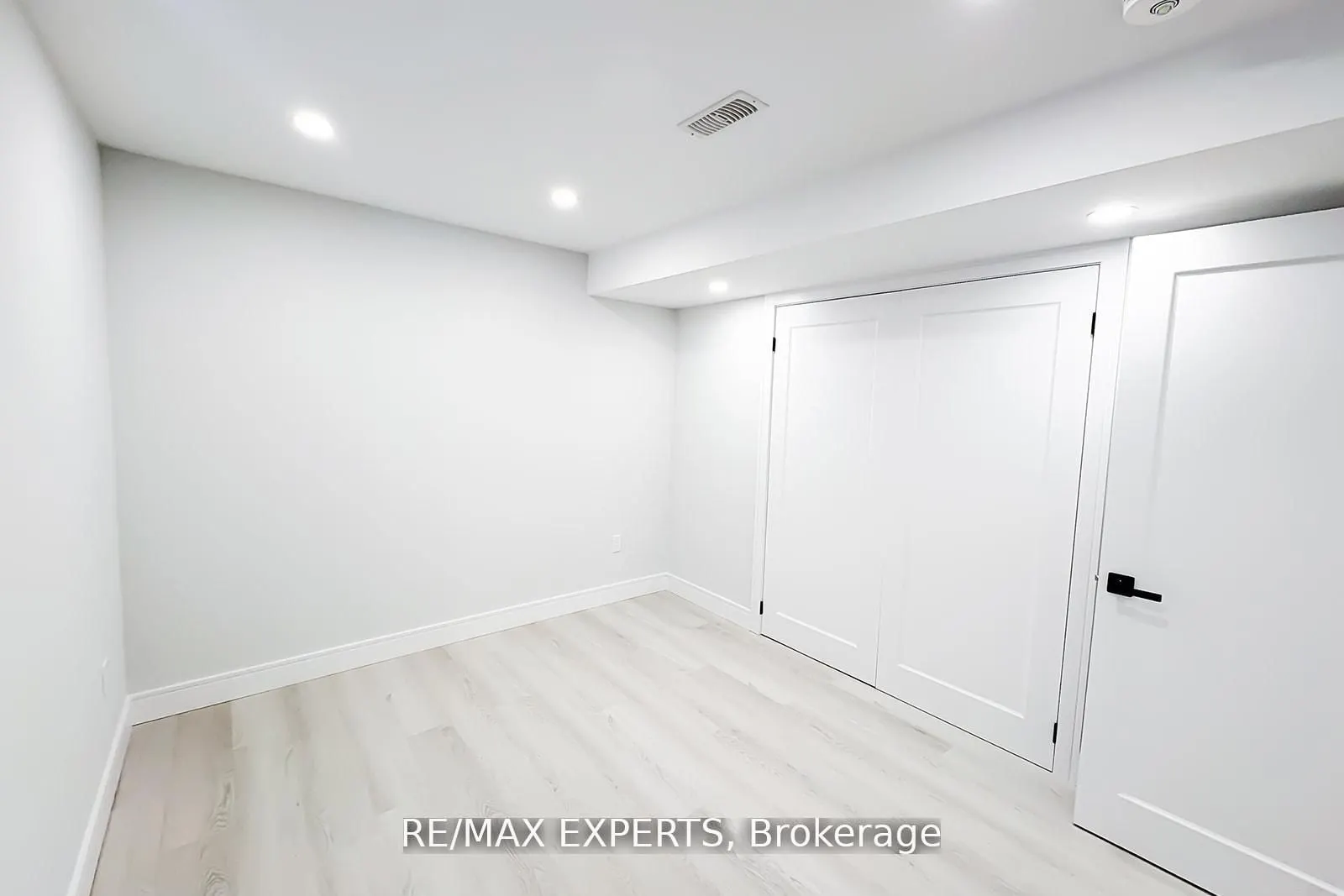 1343 Harrington Street, #Lower