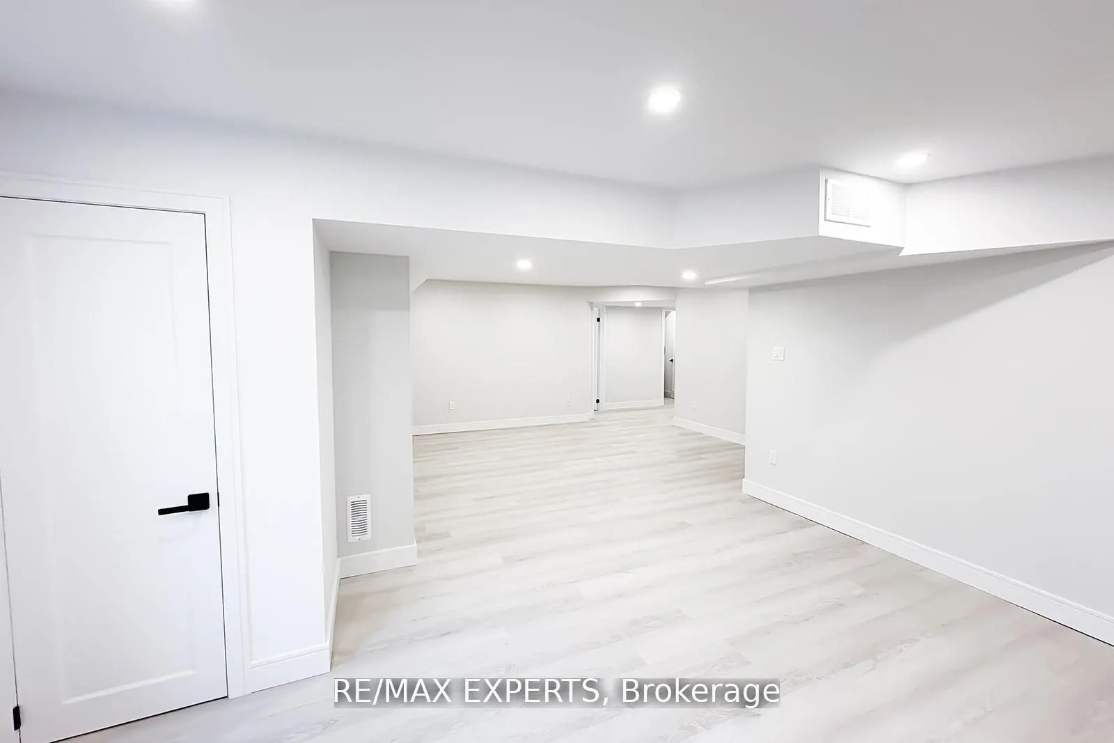 1343 Harrington Street, #Lower