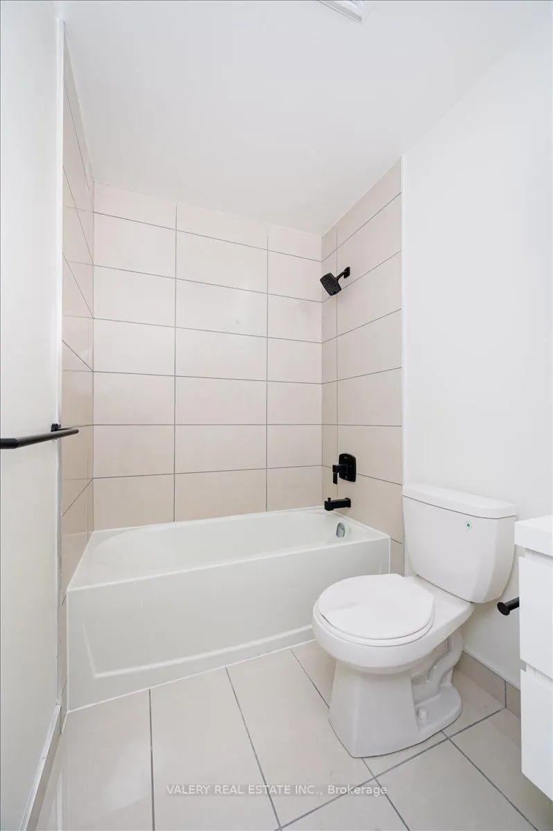 8119 Birchmount Road, #1703