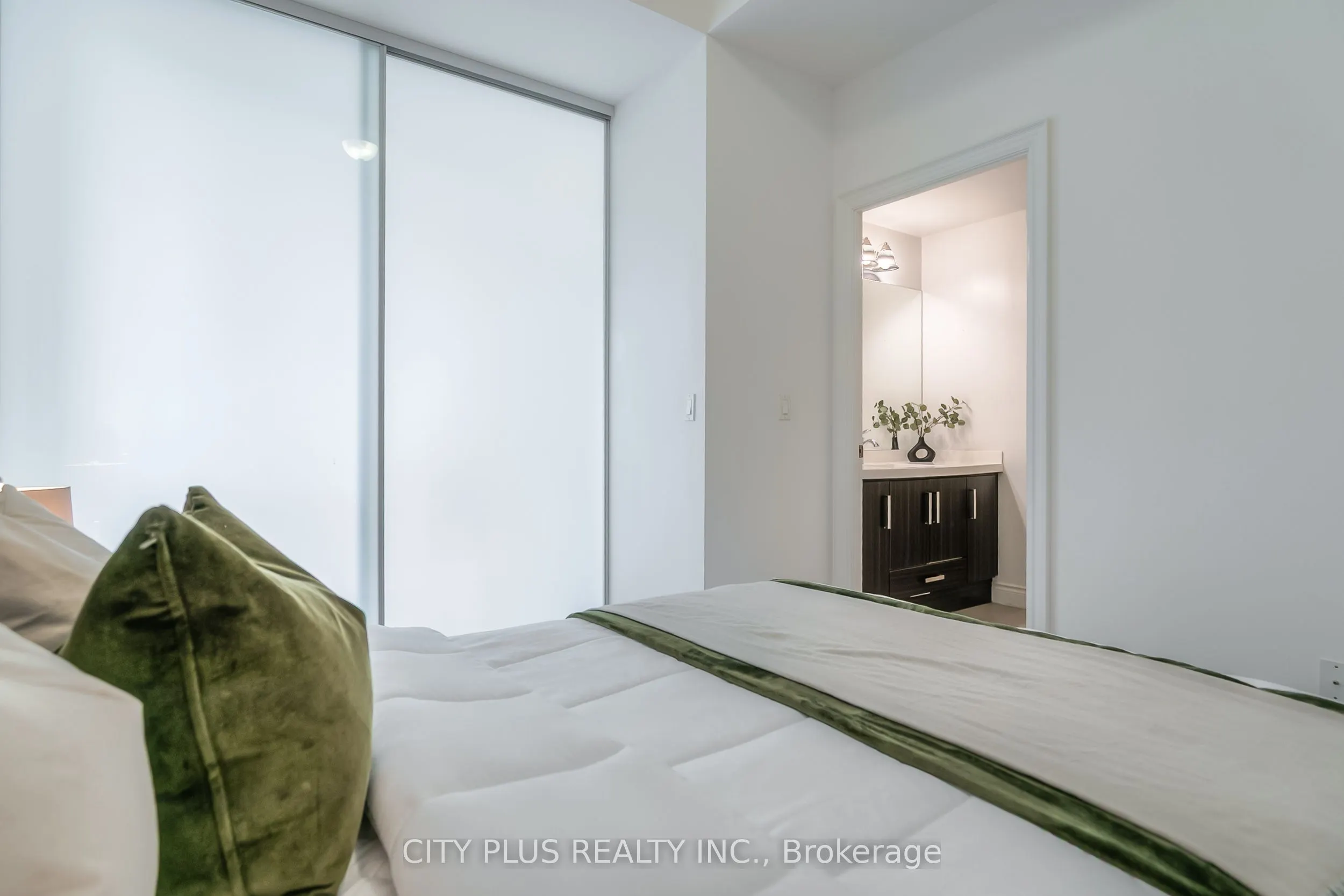 33 Clegg Road, #901D