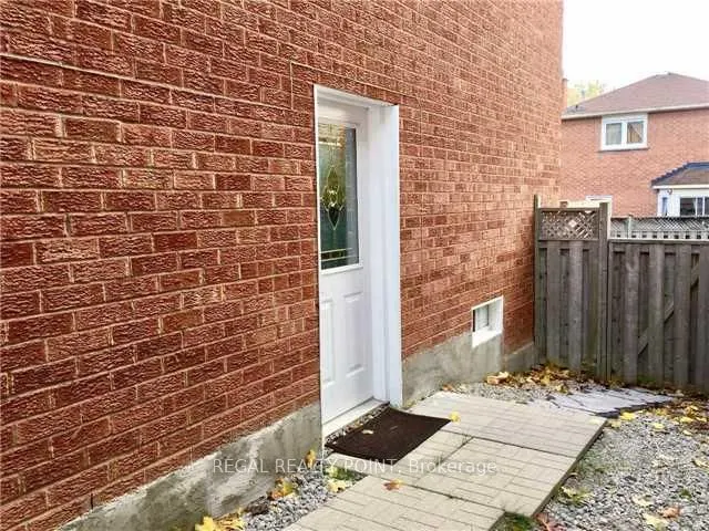 14 Mandel Crescent, ##basement
