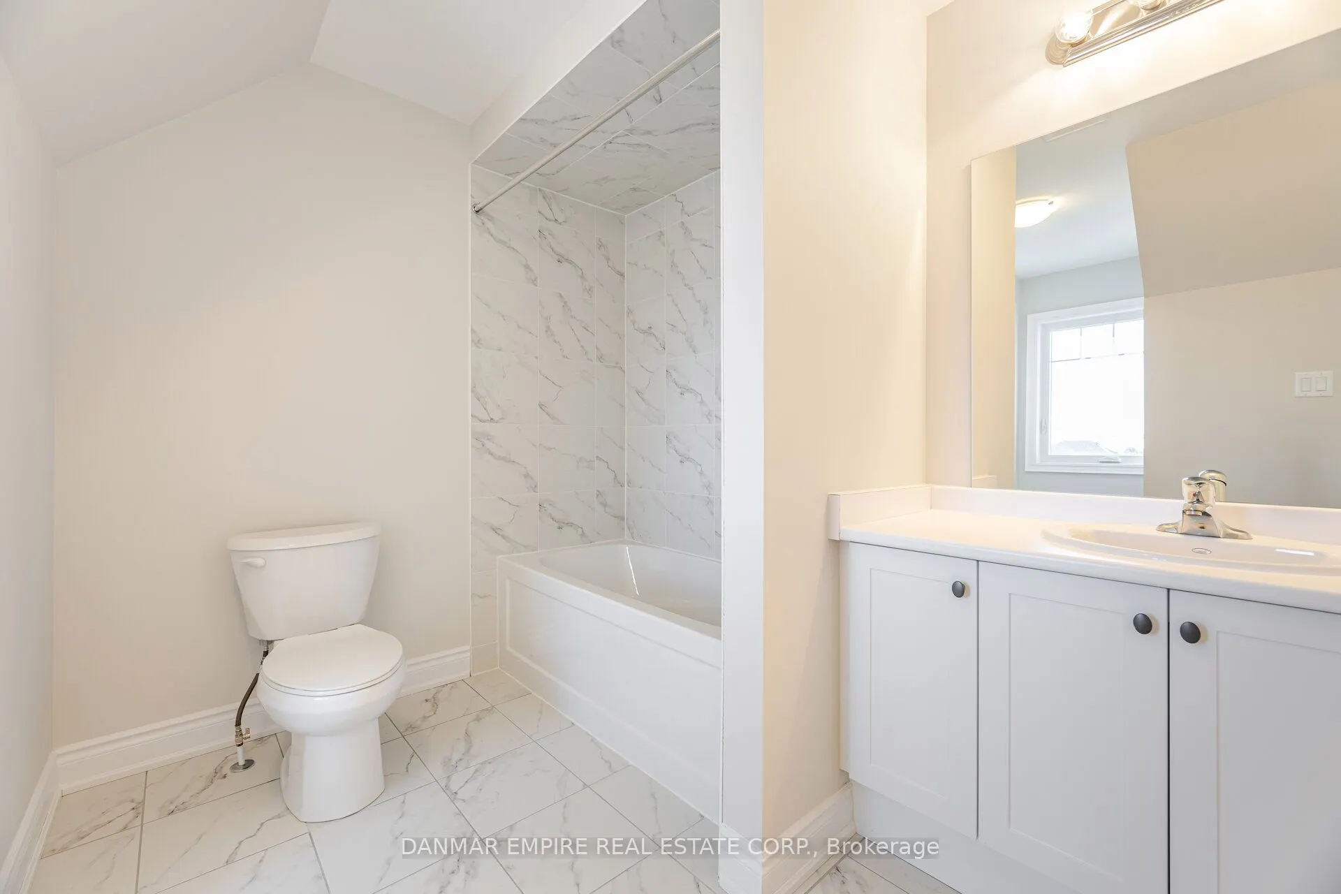 2226 Greg Gemmell Way