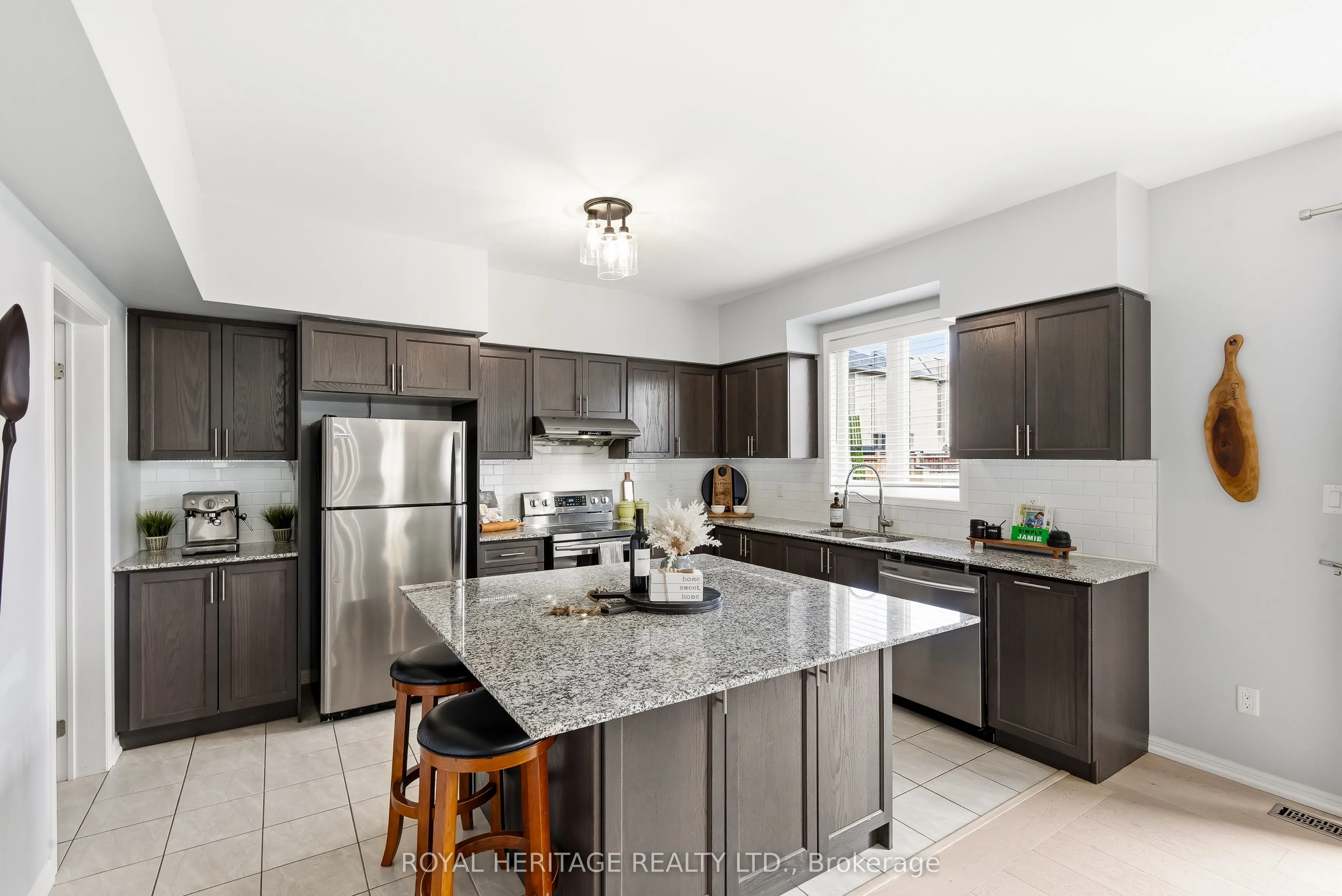 7 Sunderland Meadows Drive