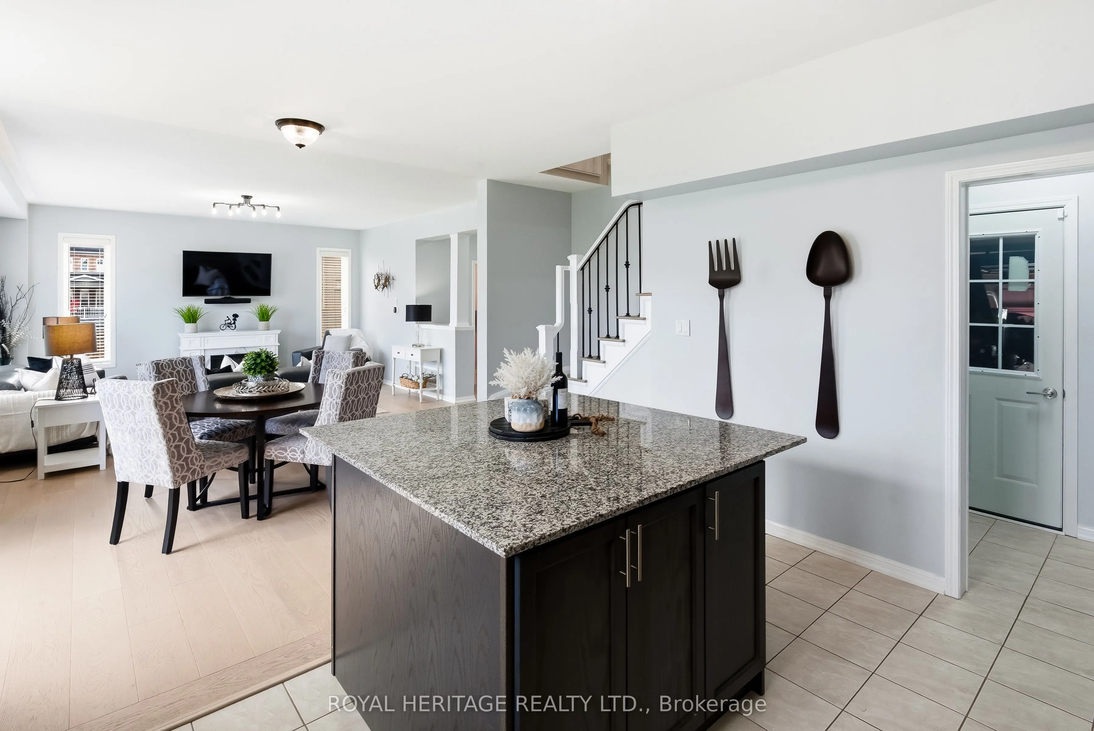 7 Sunderland Meadows Drive