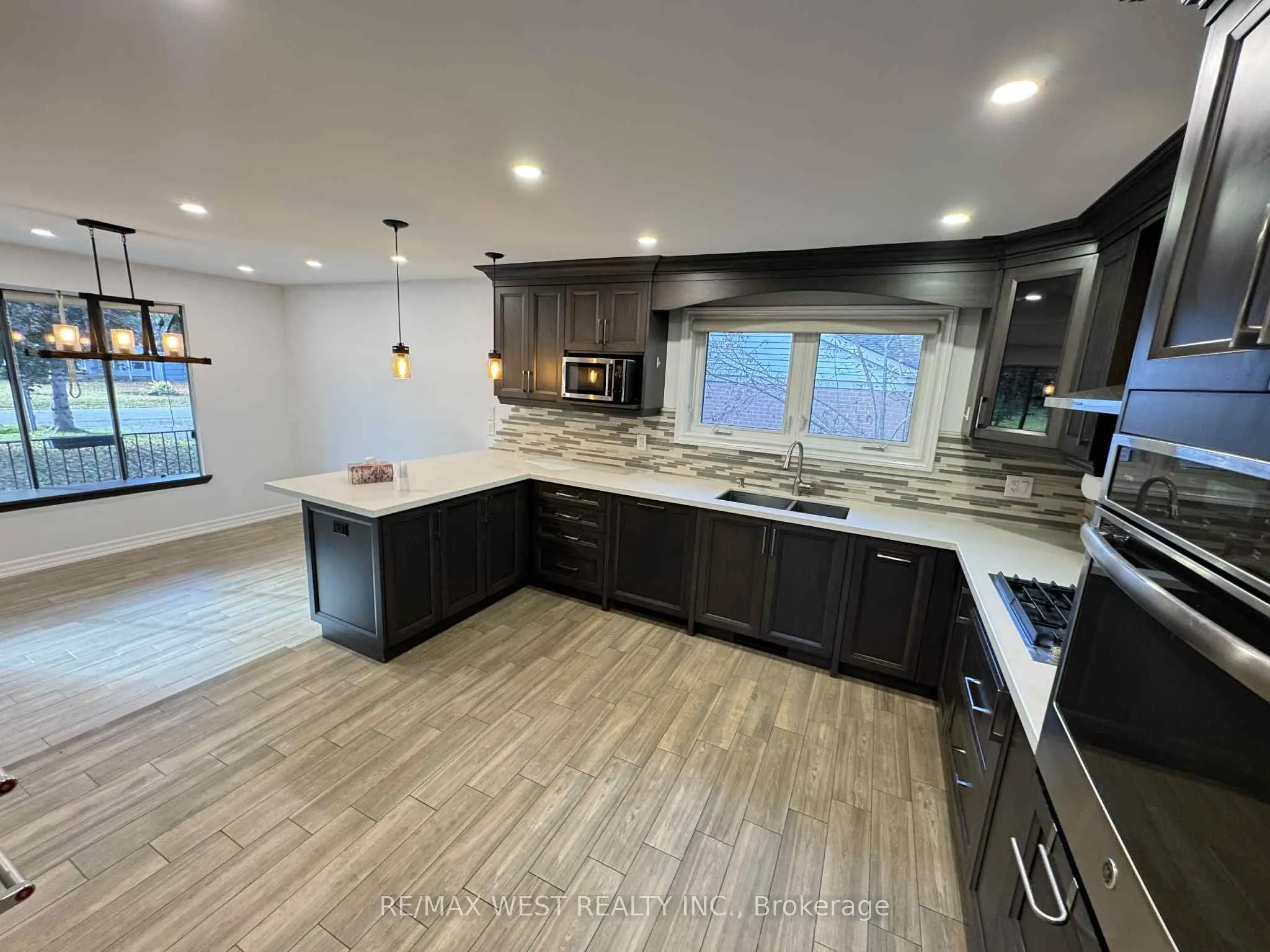 80 Maple Grove Avenue, #Main