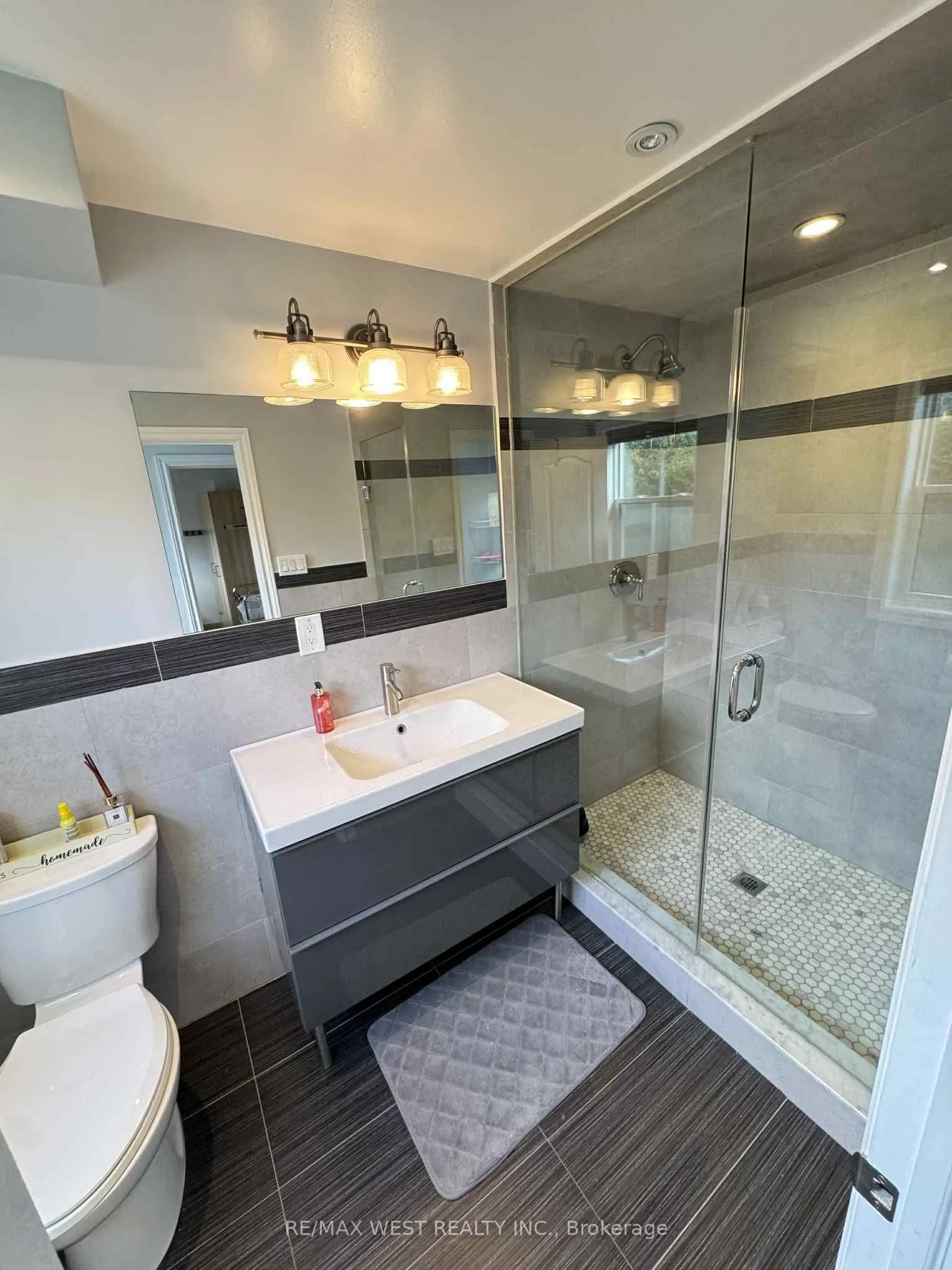 80 Maple Grove Avenue, #Main