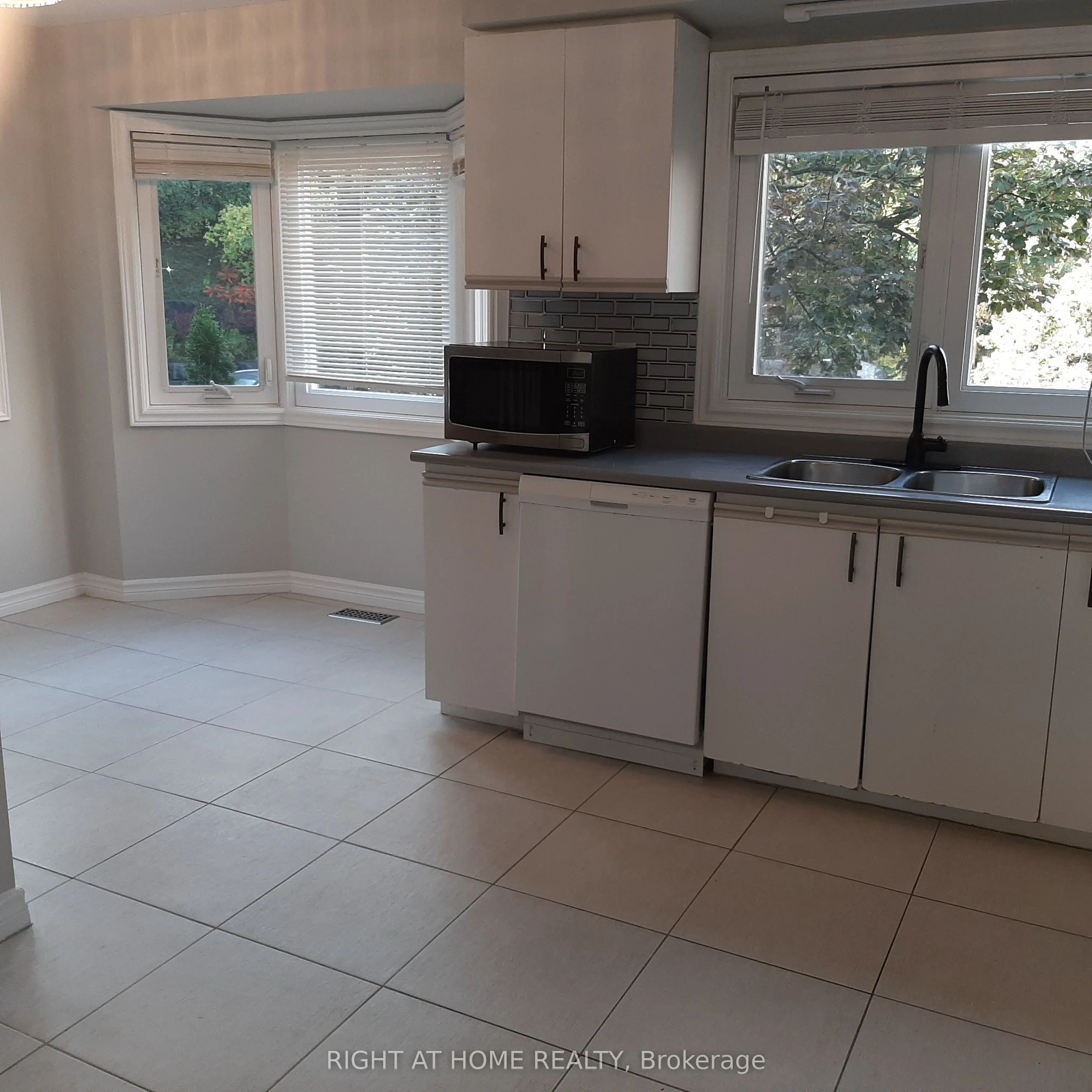 37 Old Firehall Lane, #17