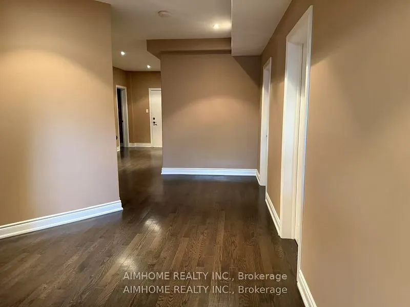 54 Lake Forest Drive