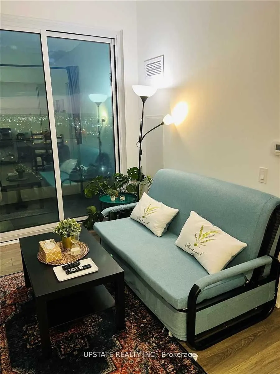 898 Portage Parkway, #1711