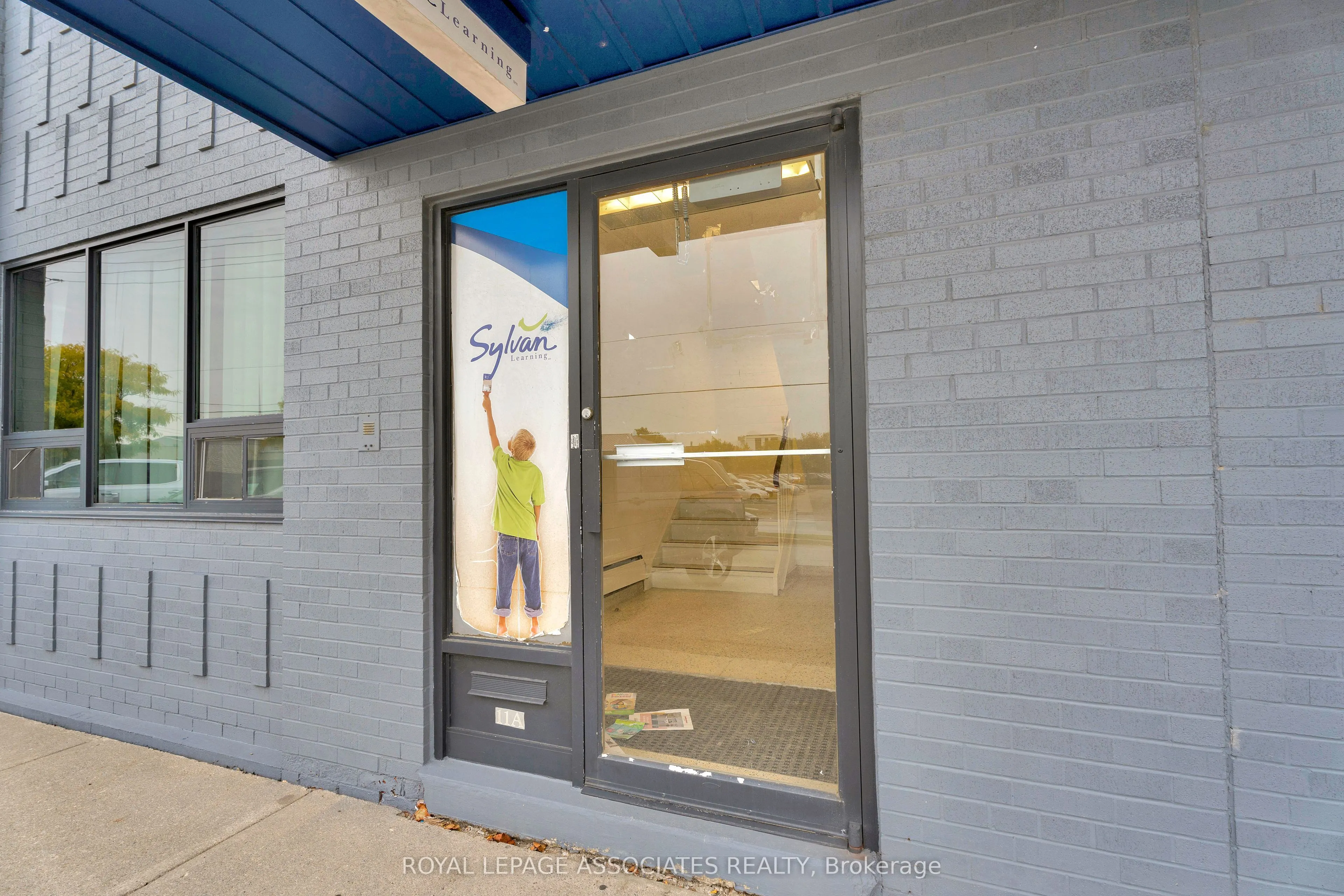 9 Laidlaw Boulevard, #11A