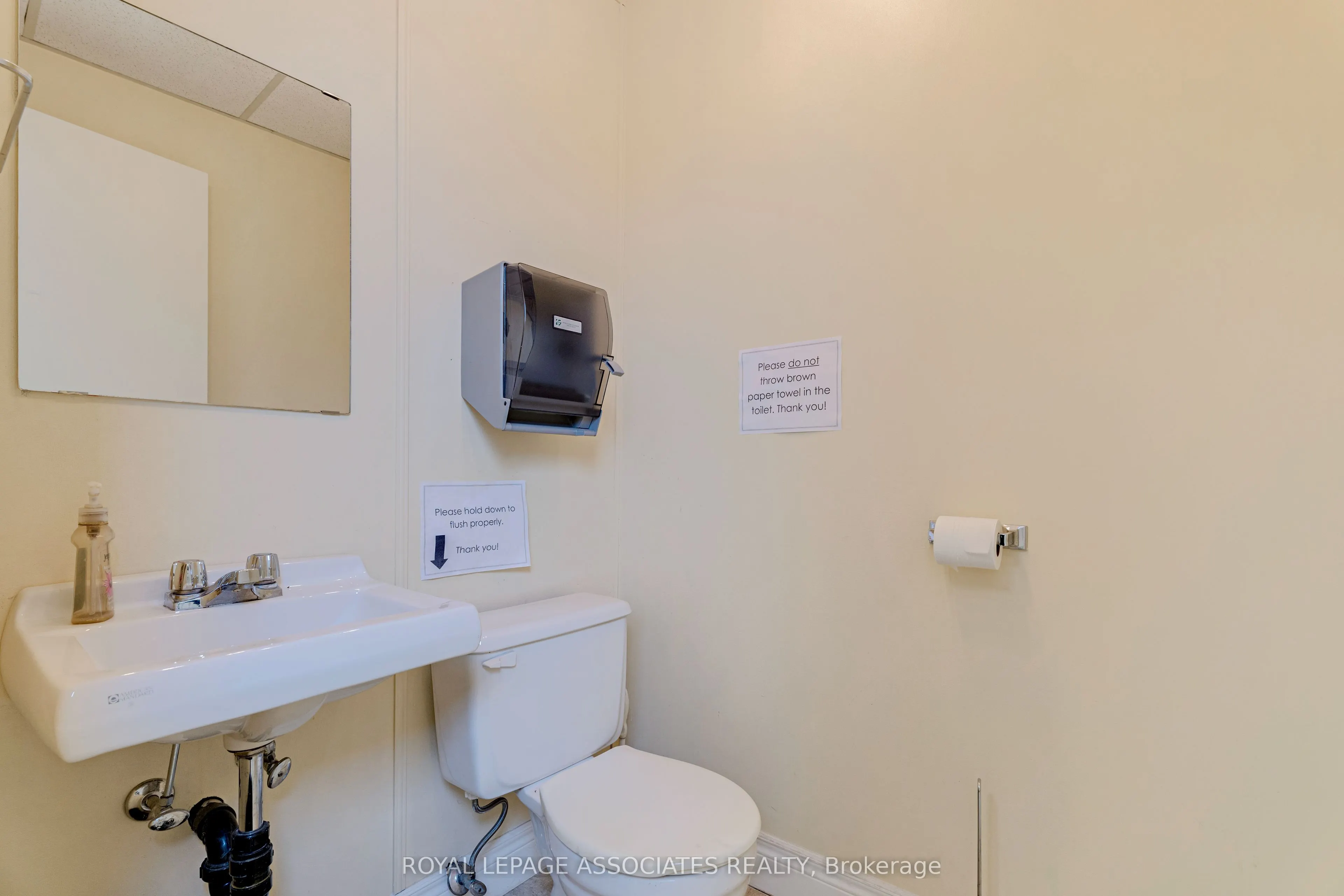 9 Laidlaw Boulevard, #11A