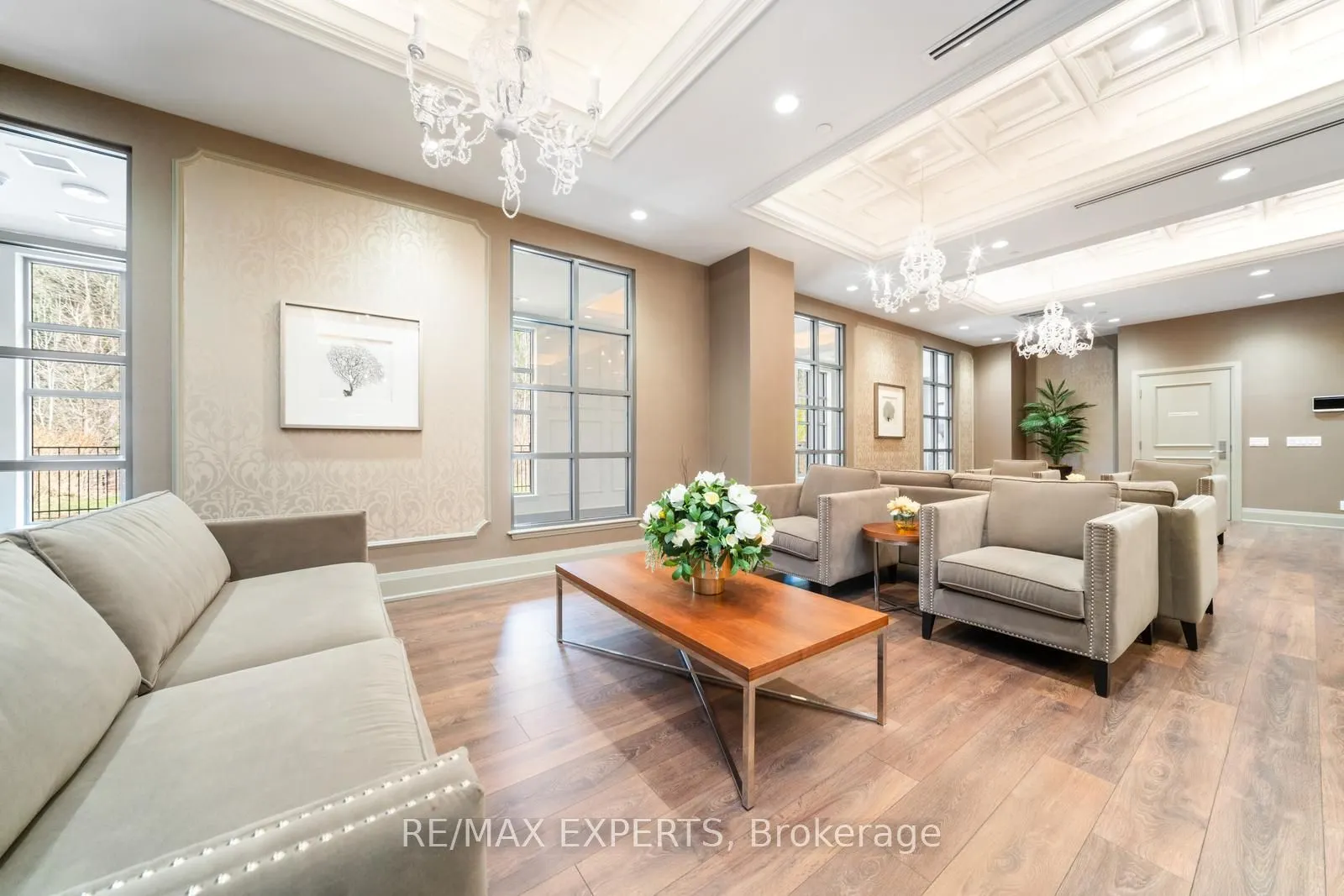 9909 Pine Valley Drive, #317