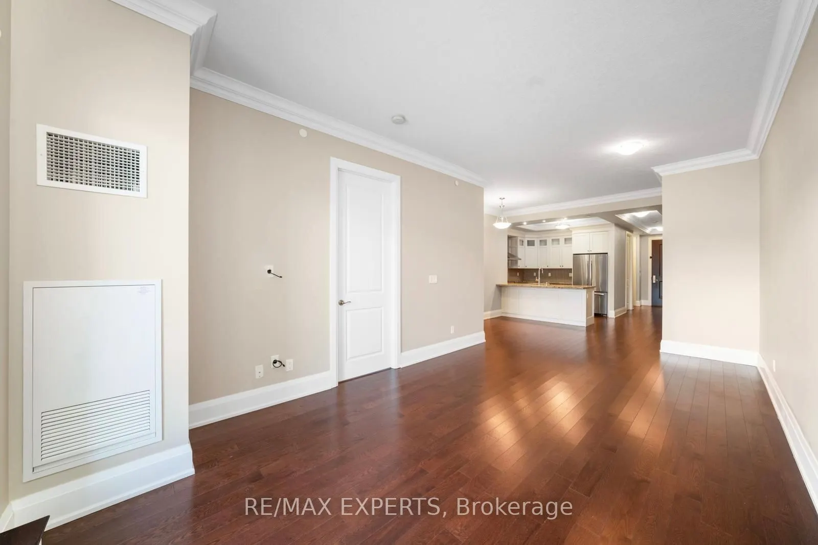 9909 Pine Valley Drive, #317