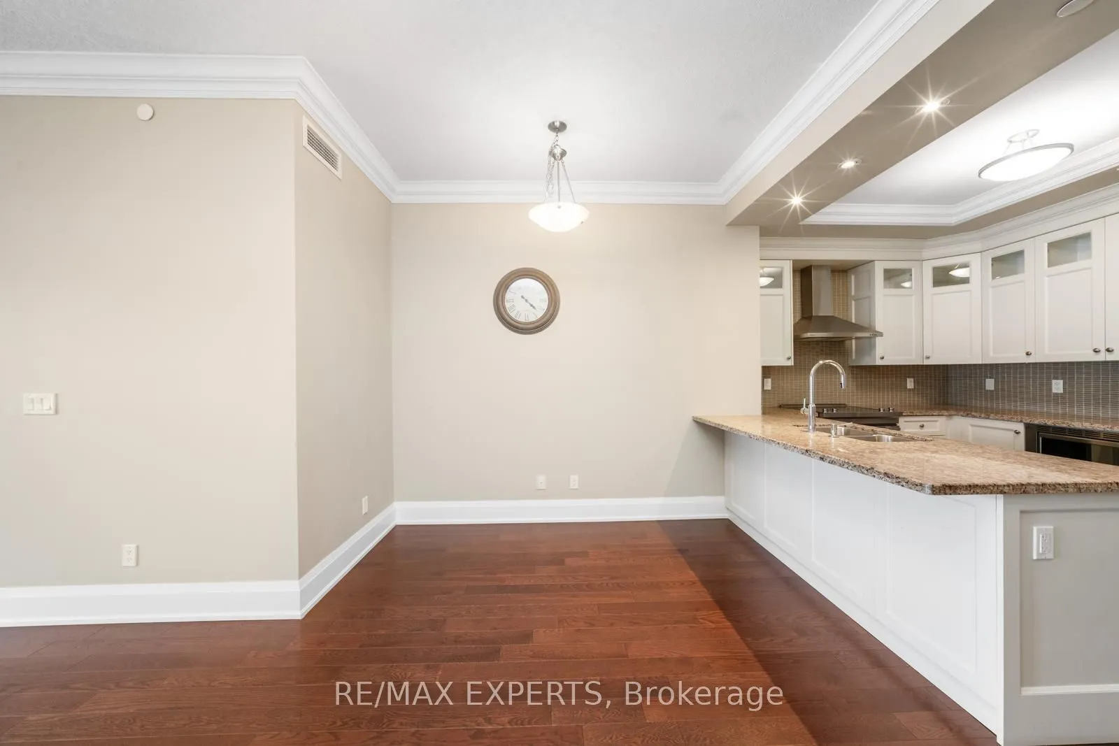 9909 Pine Valley Drive, #317