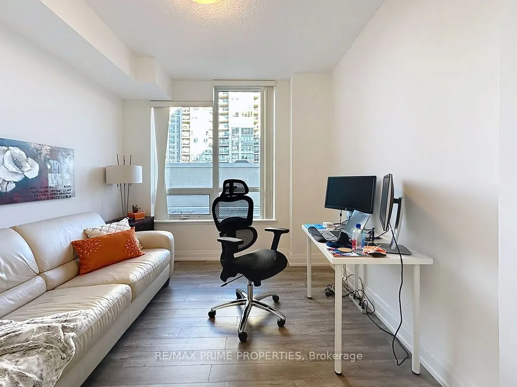 85 North Park Road, #205