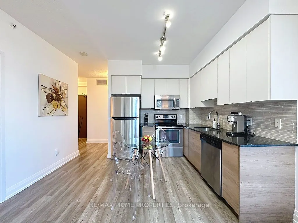 85 North Park Road, #205