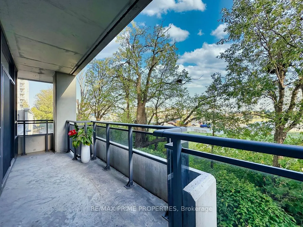 85 North Park Road, #205