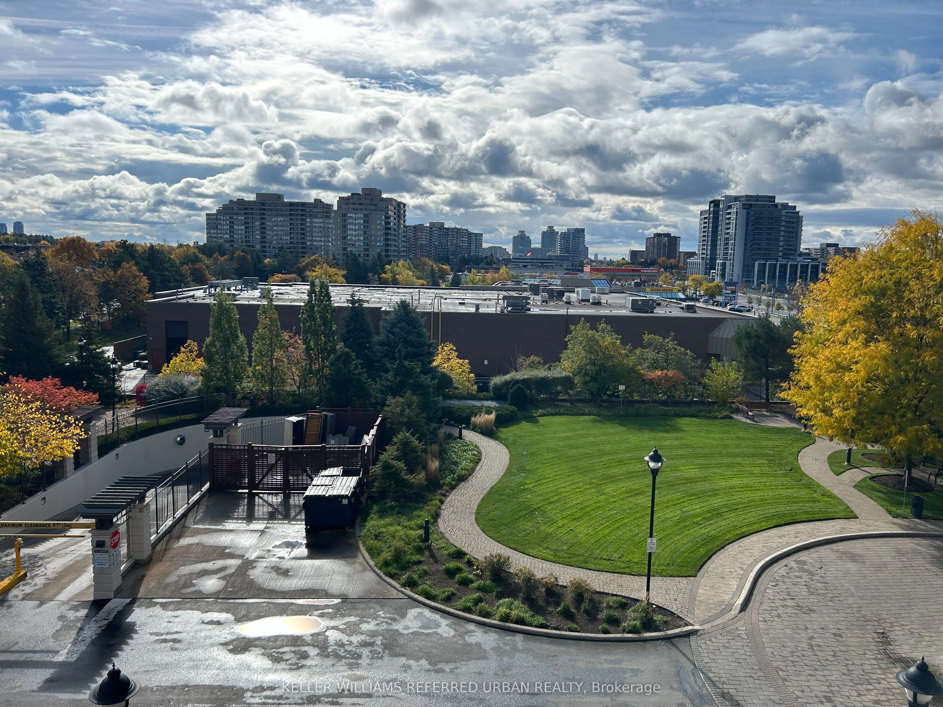 18 Harding Boulevard, #409