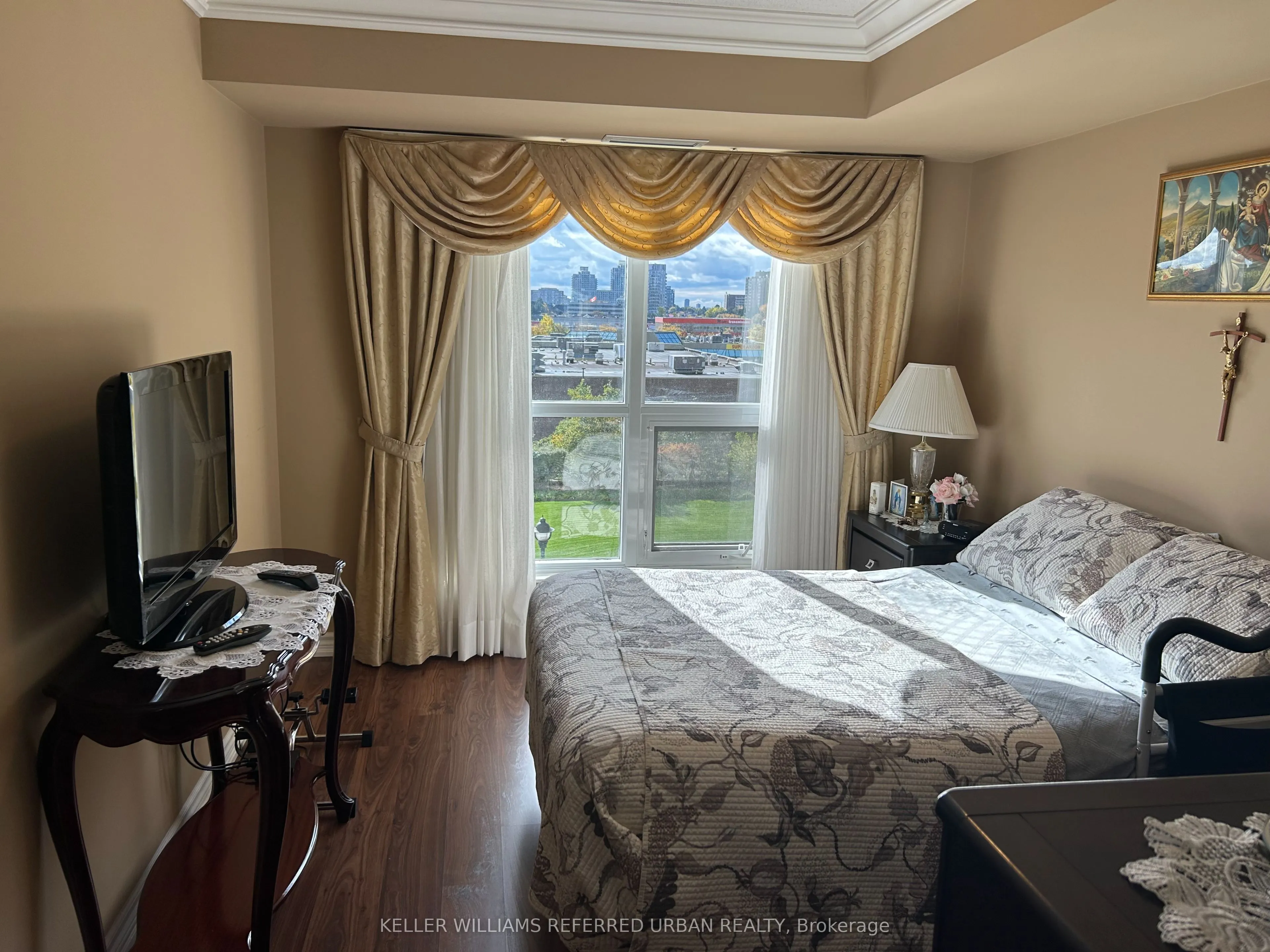 18 Harding Boulevard, #409