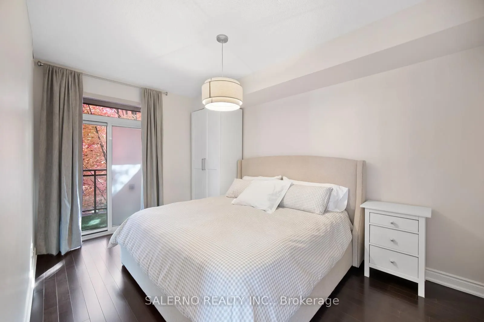 281 Woodbridge Avenue, #237