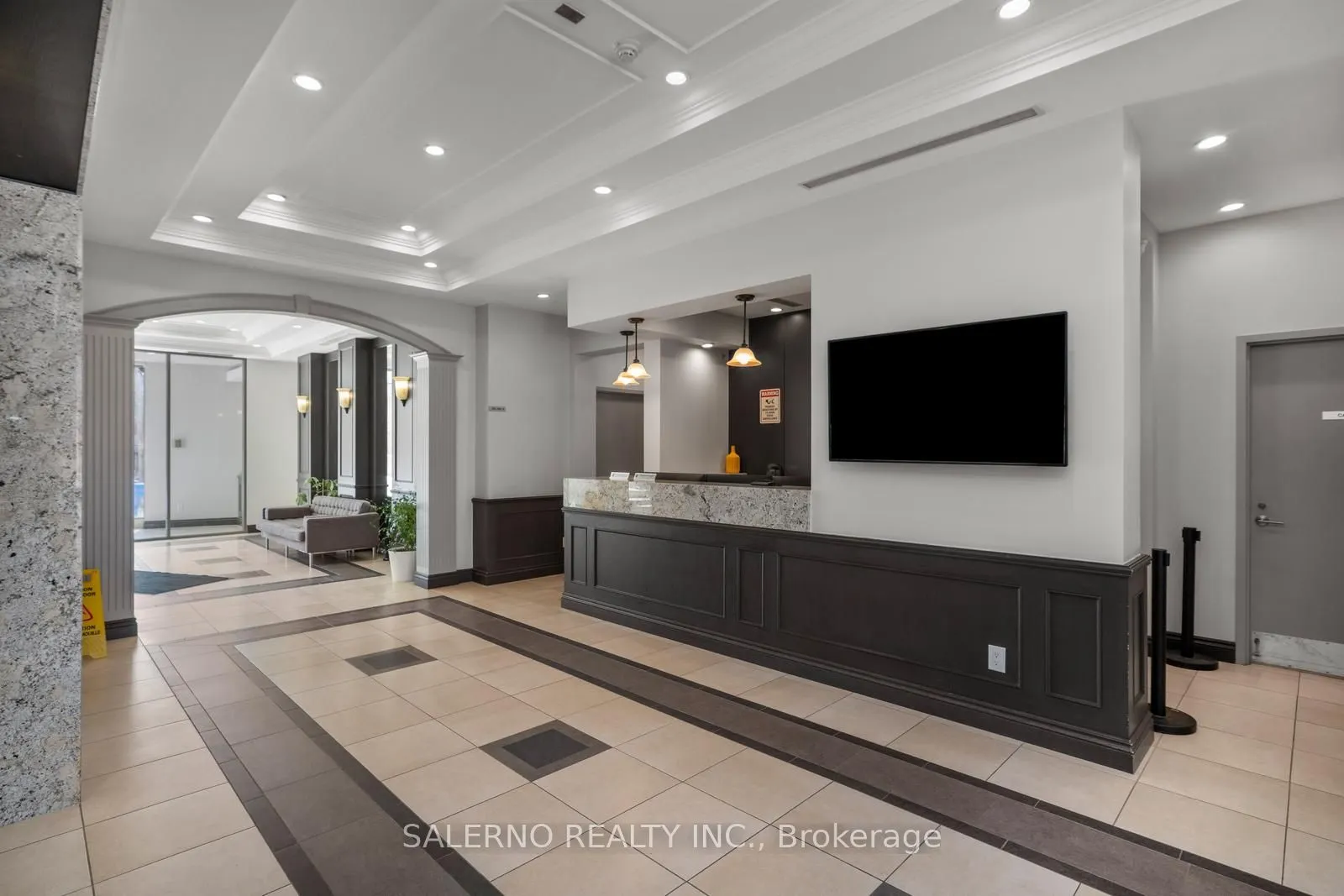 281 Woodbridge Avenue, #237