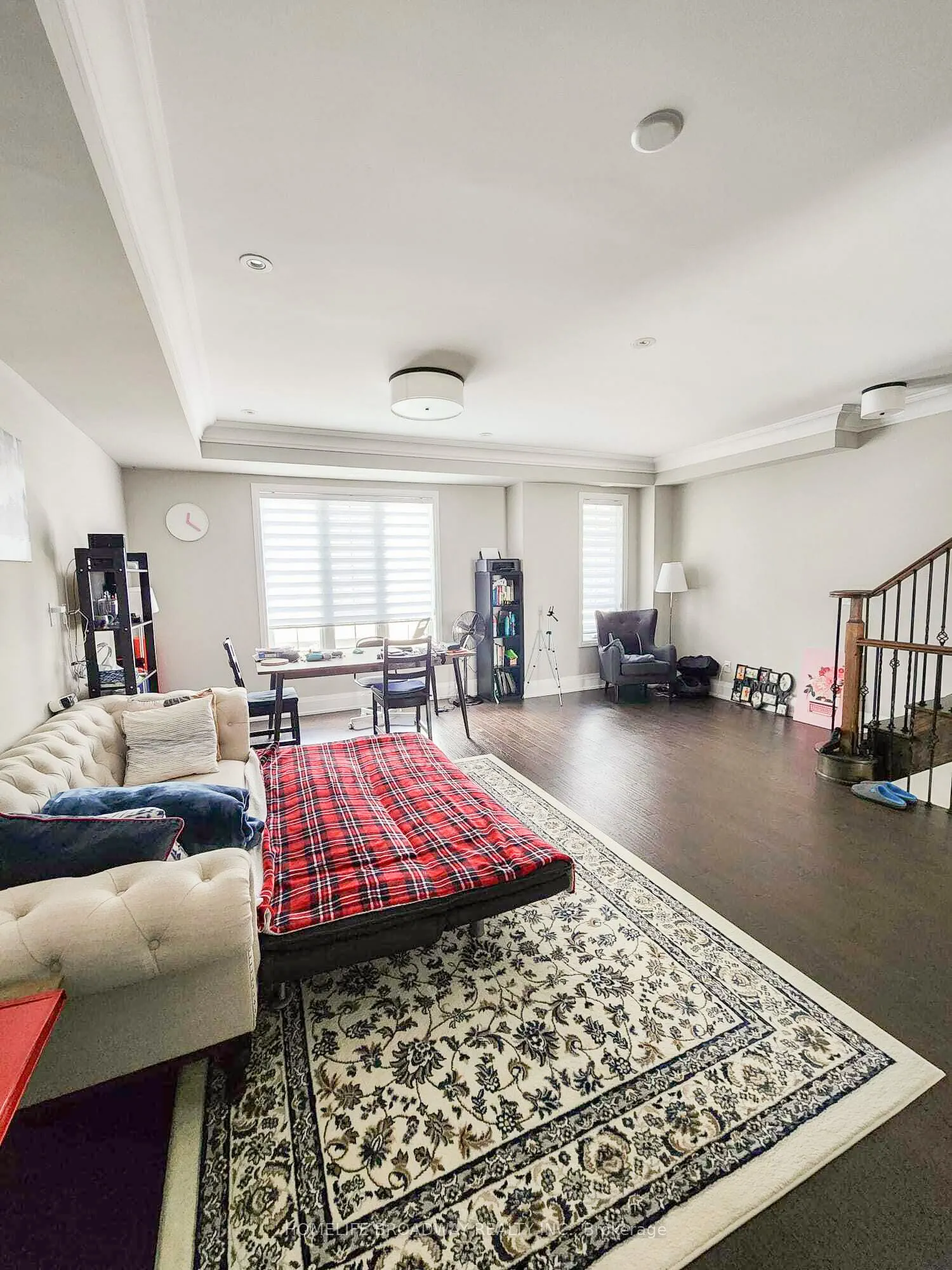 390 Highway 7 E, #Th 2