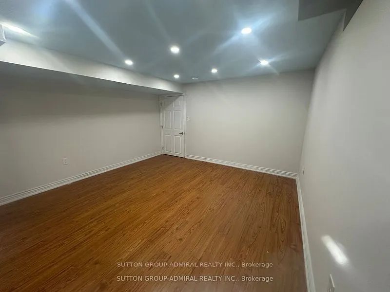 185 Red Maple Road, #Basement