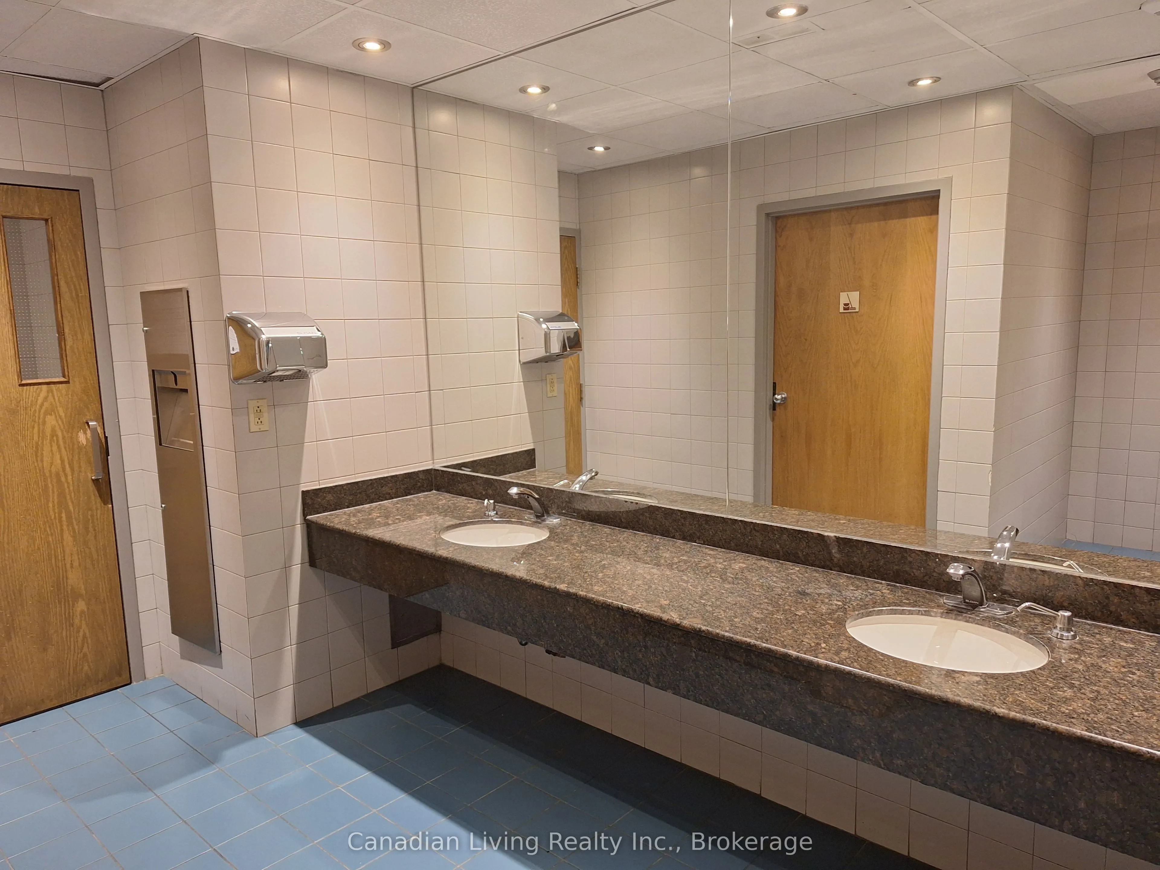 15 Wertheim Court, #804