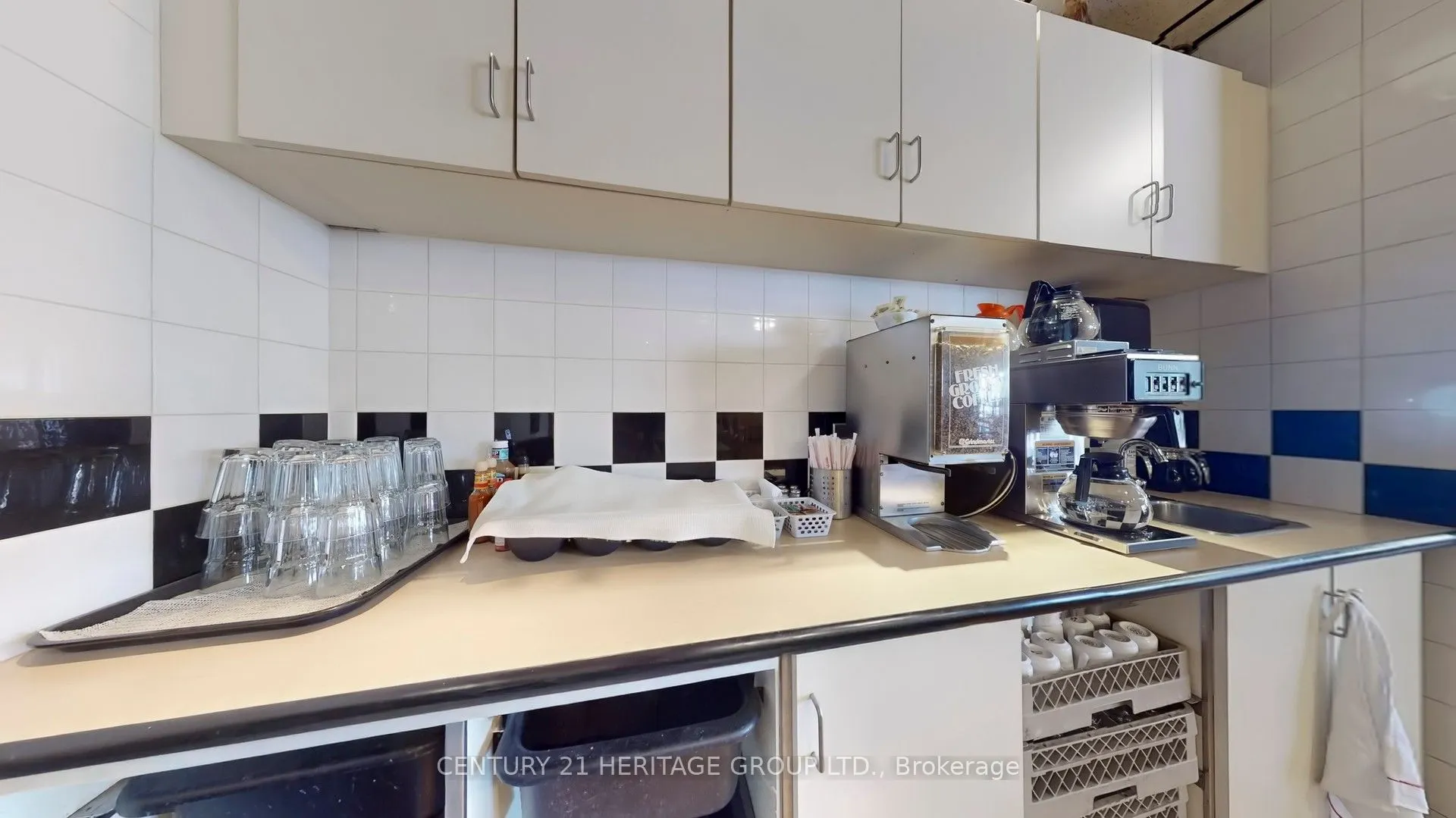 3255 Rutherford Road, #BLDG G UNIT#1