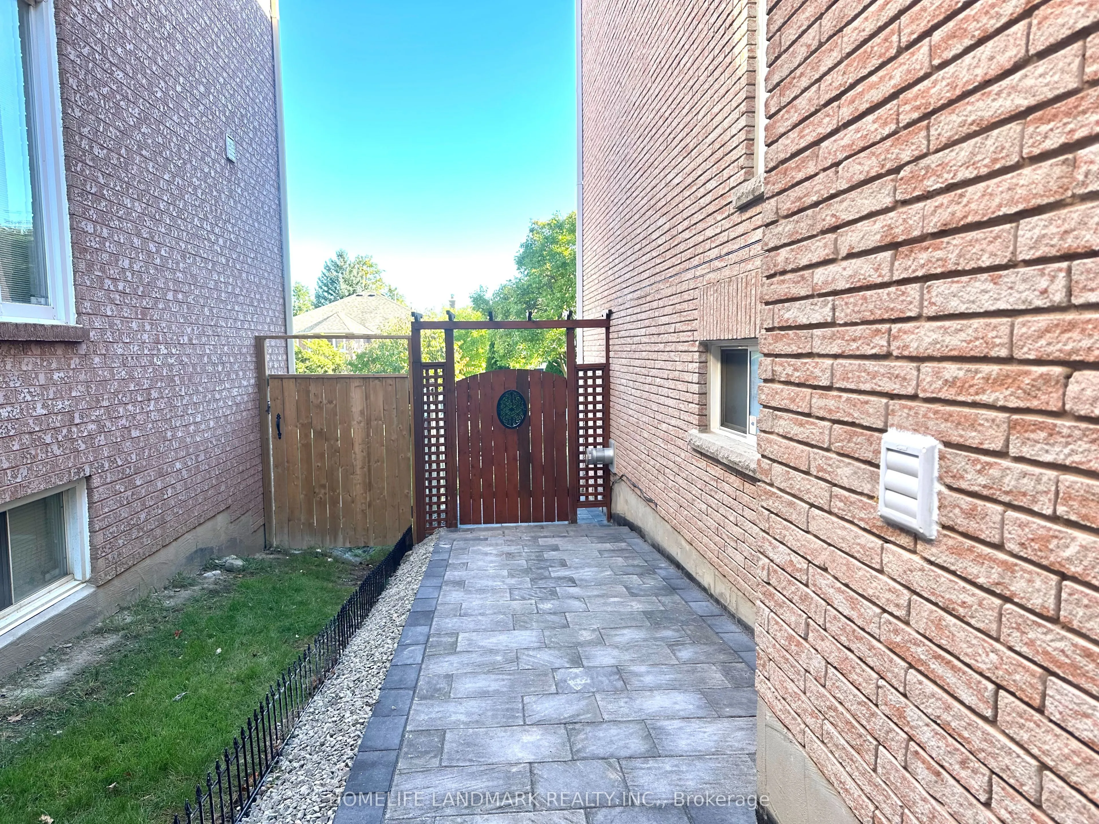 37A Rockwell Road, #Lower Level