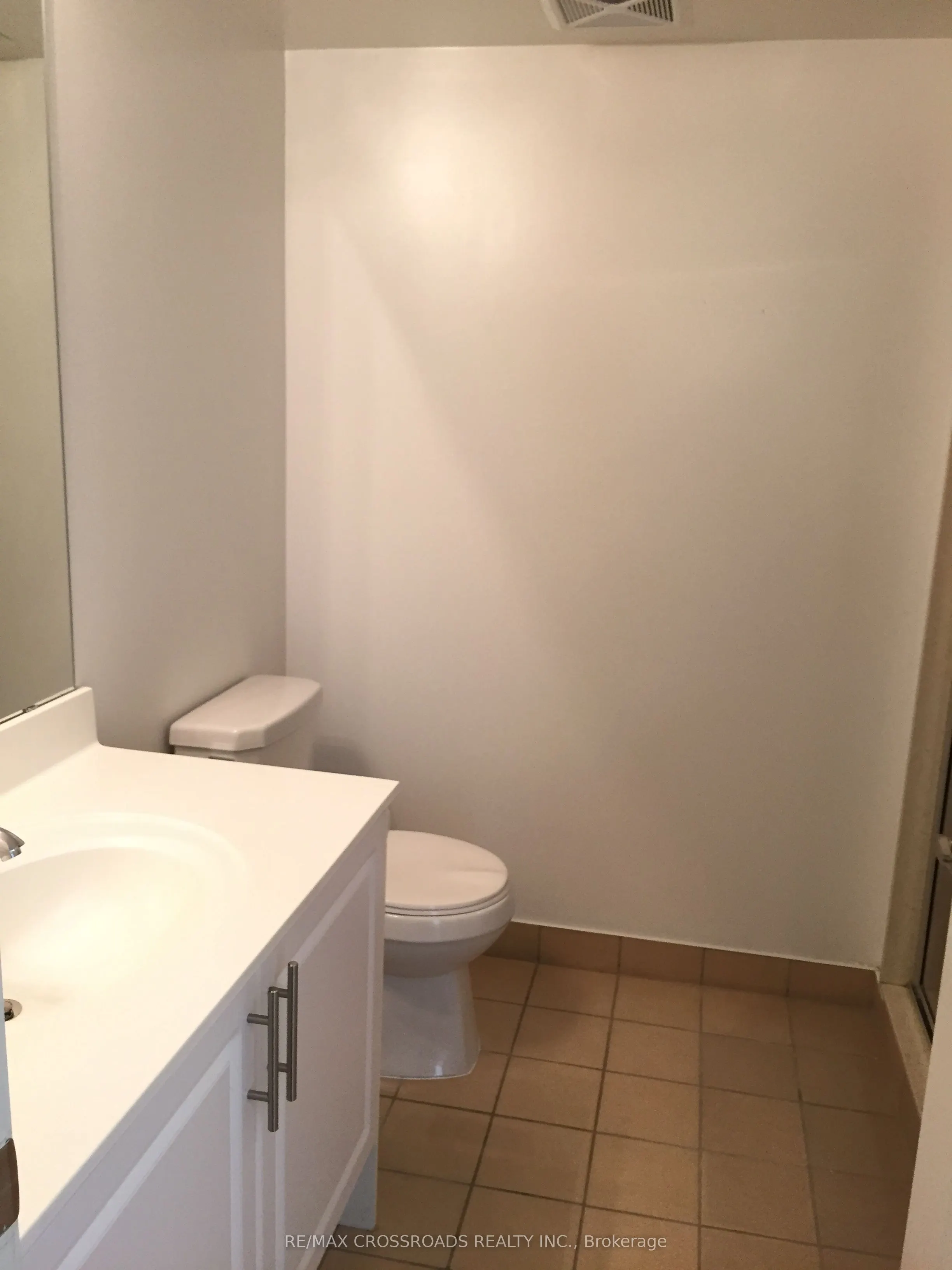 18 Harding Boulevard, #910