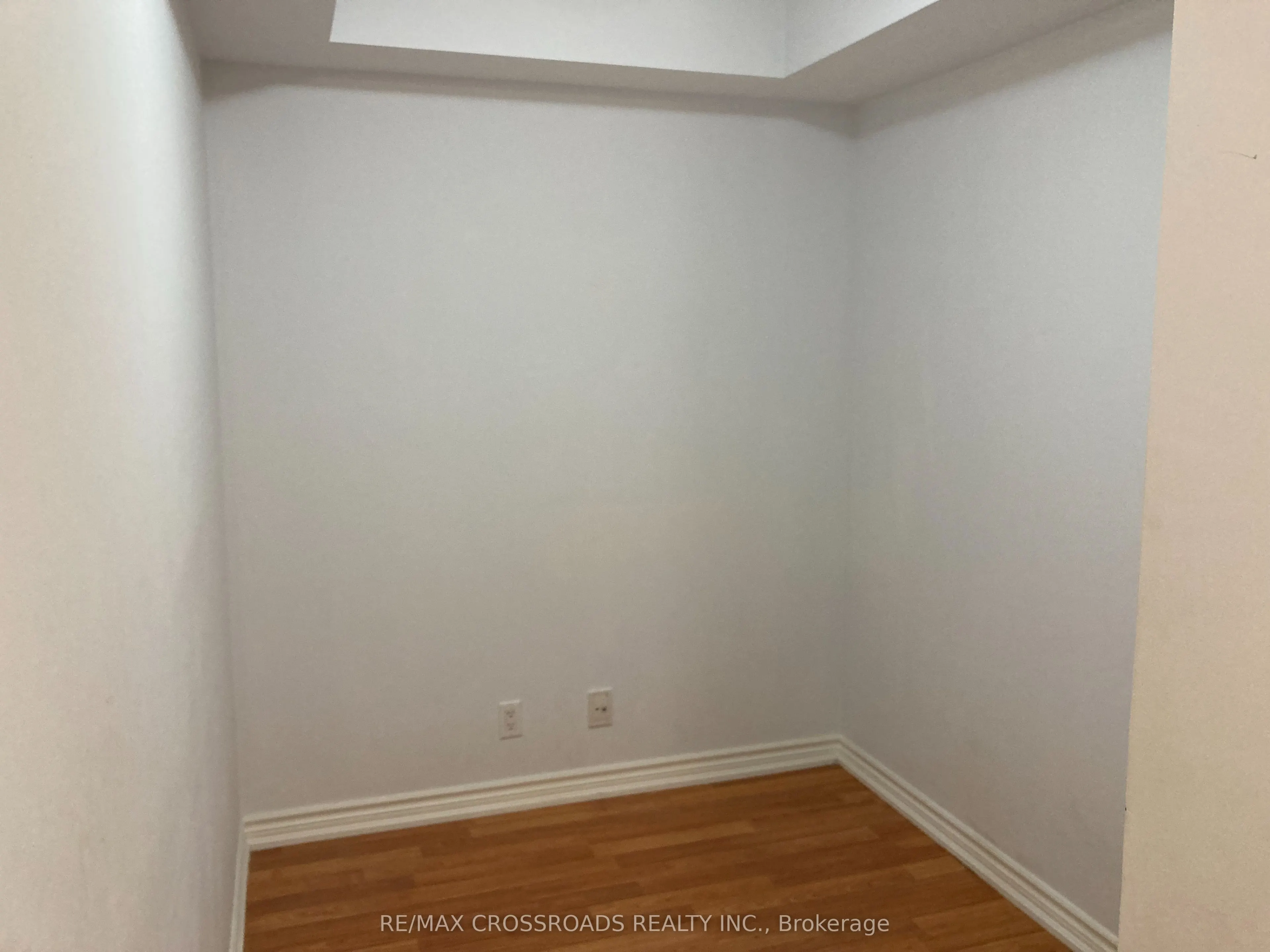 18 Harding Boulevard, #910