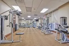 18 Harding Boulevard, #910